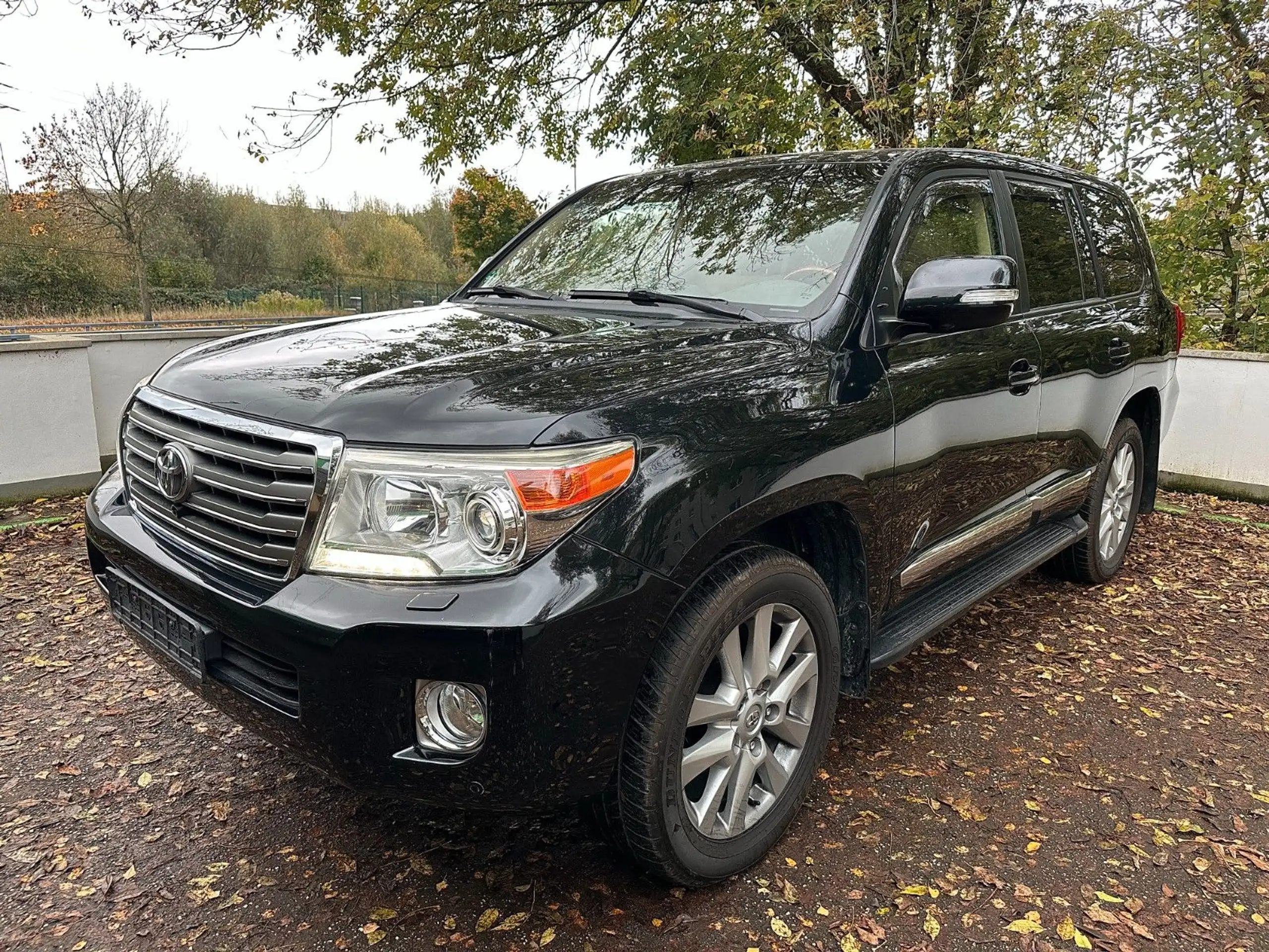 Toyota - Land Cruiser