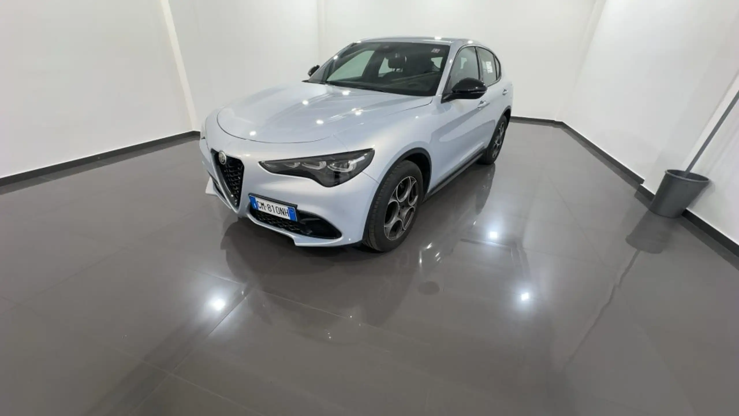 Alfa Romeo Stelvio 2023