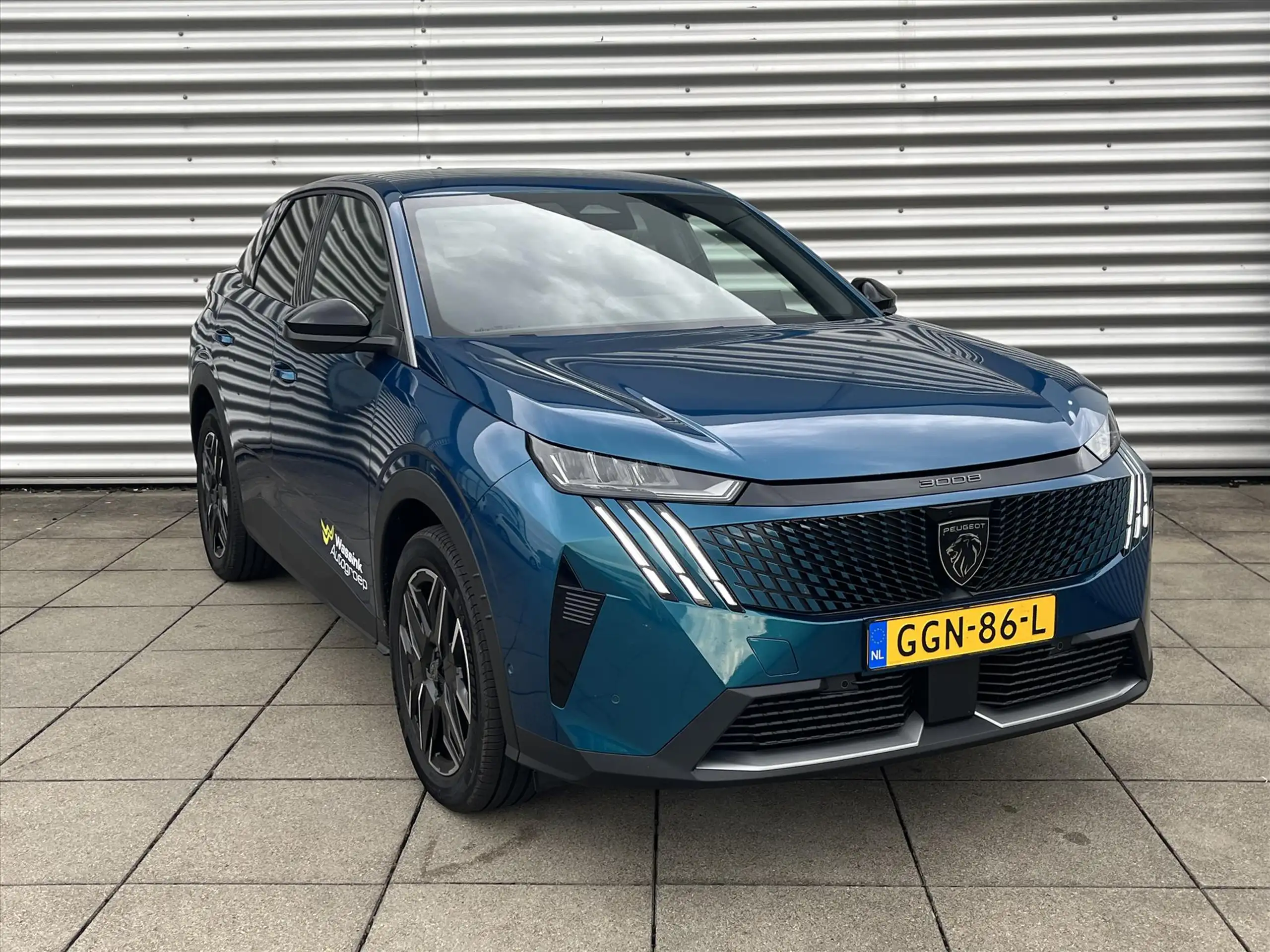 Peugeot - 3008