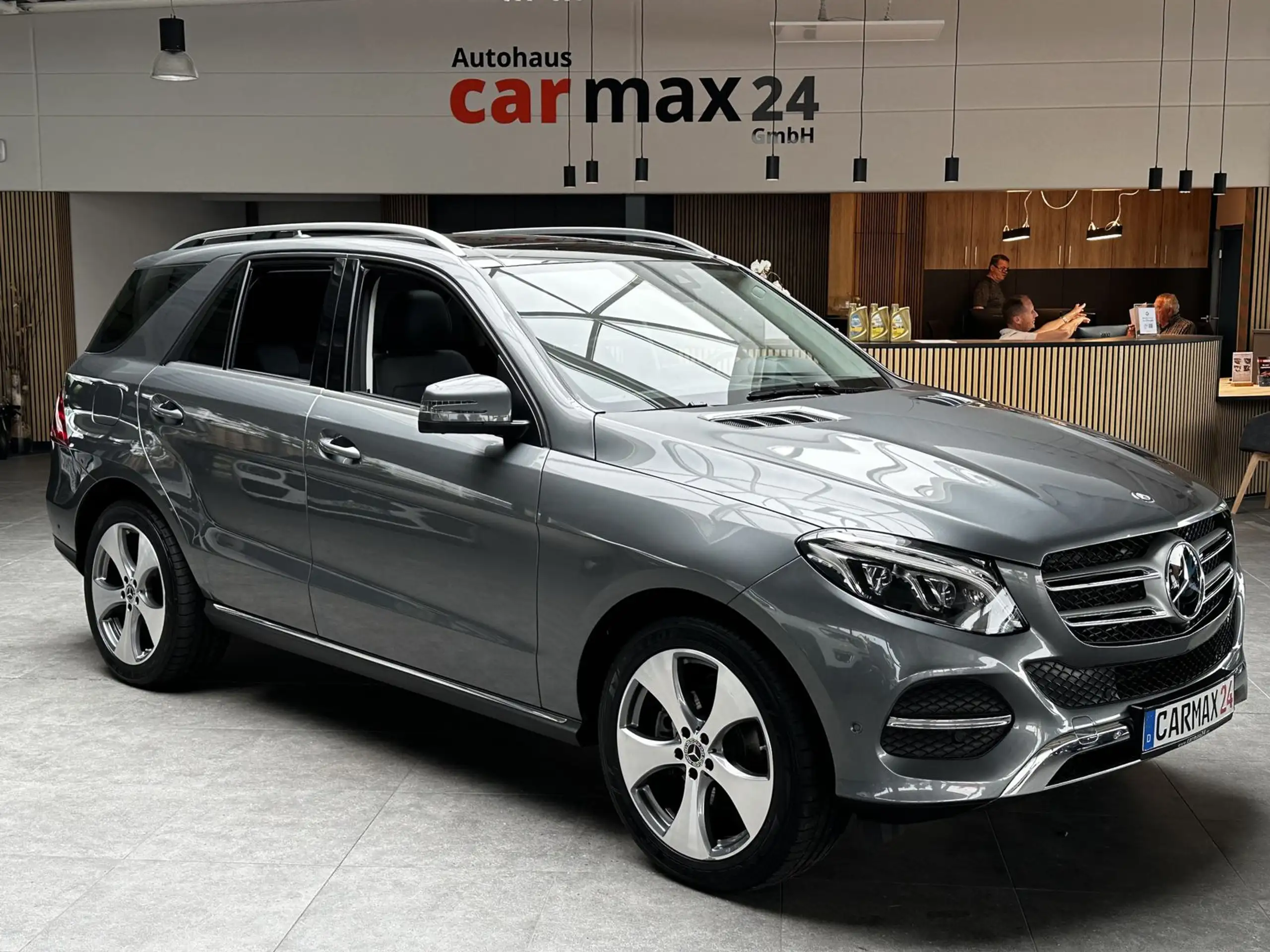 Mercedes-Benz - GLE 350