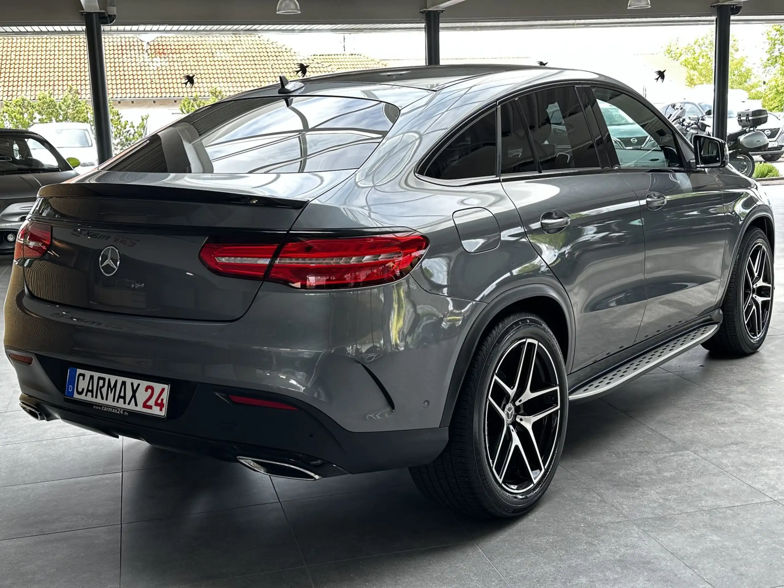 Mercedes-Benz - GLE 350