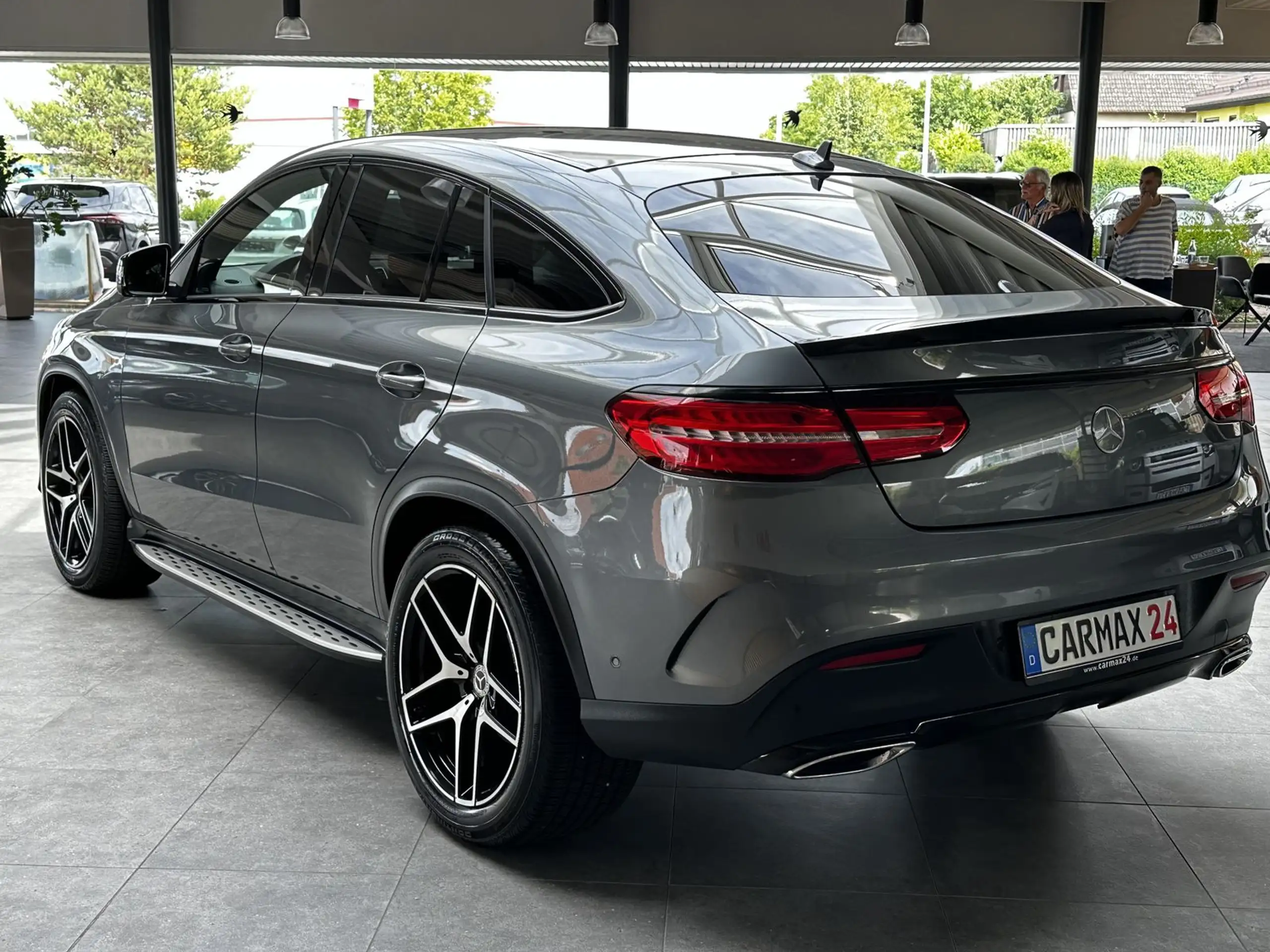 Mercedes-Benz - GLE 350