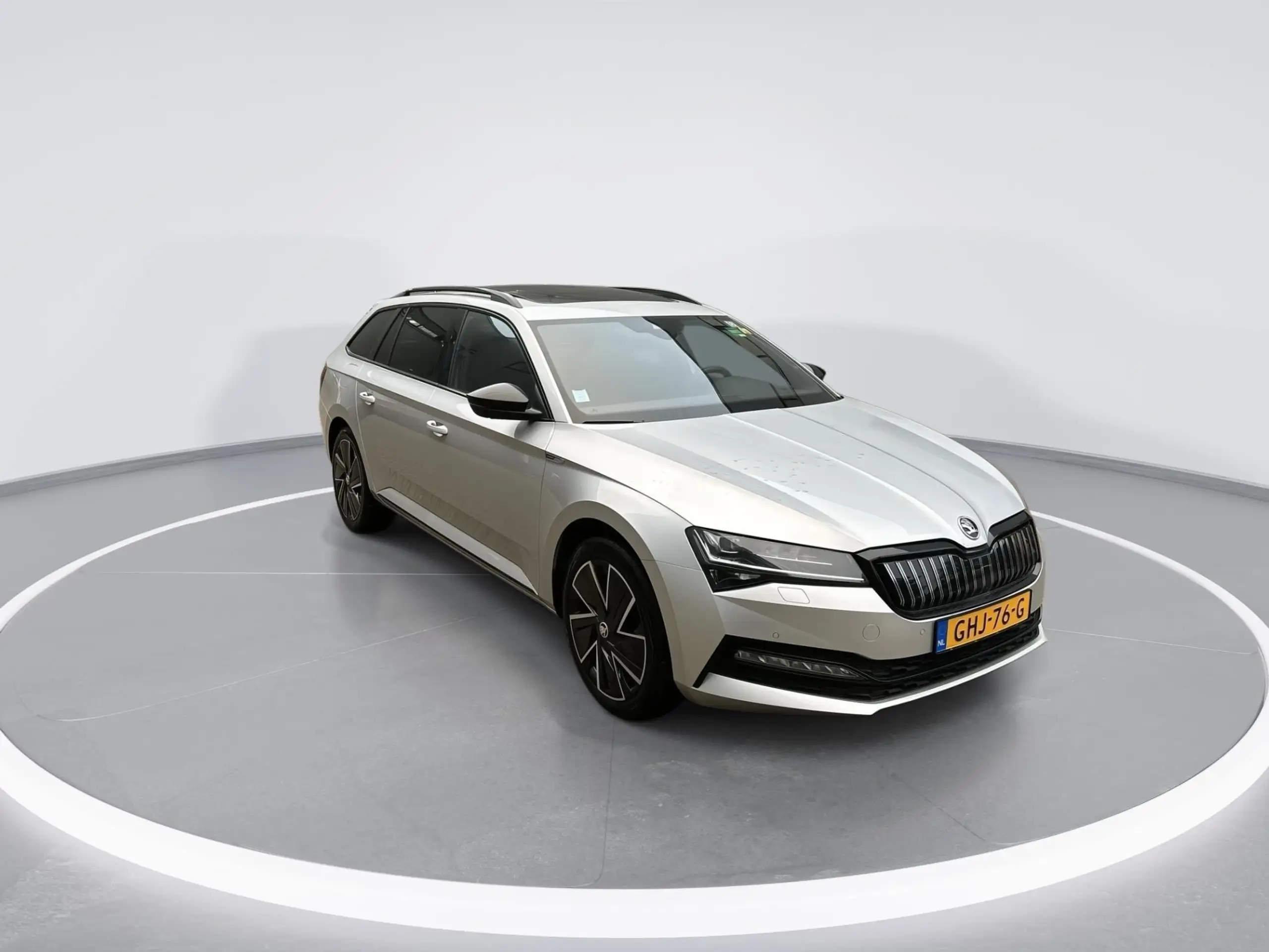 Skoda - Superb