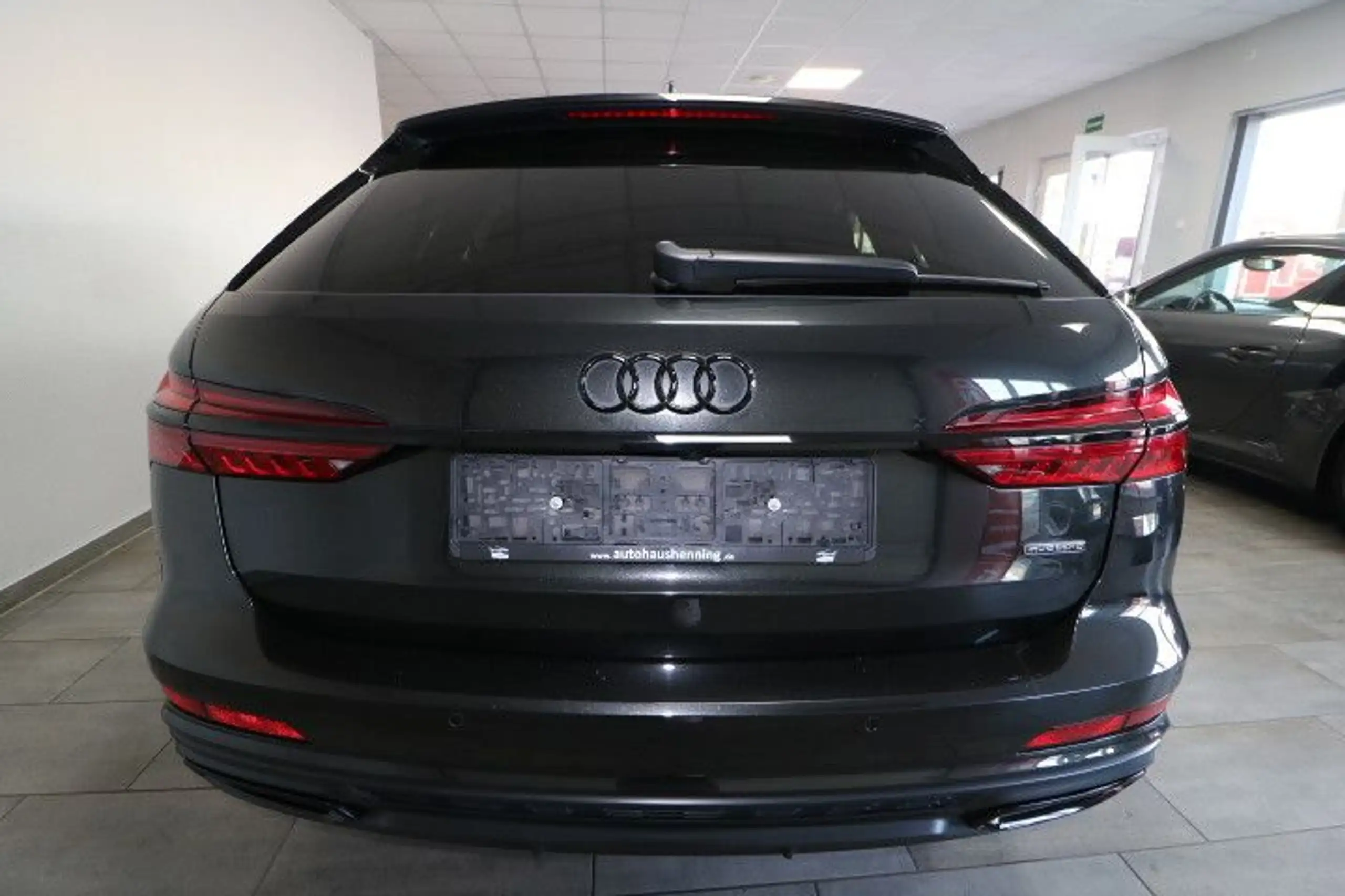 Audi - A6