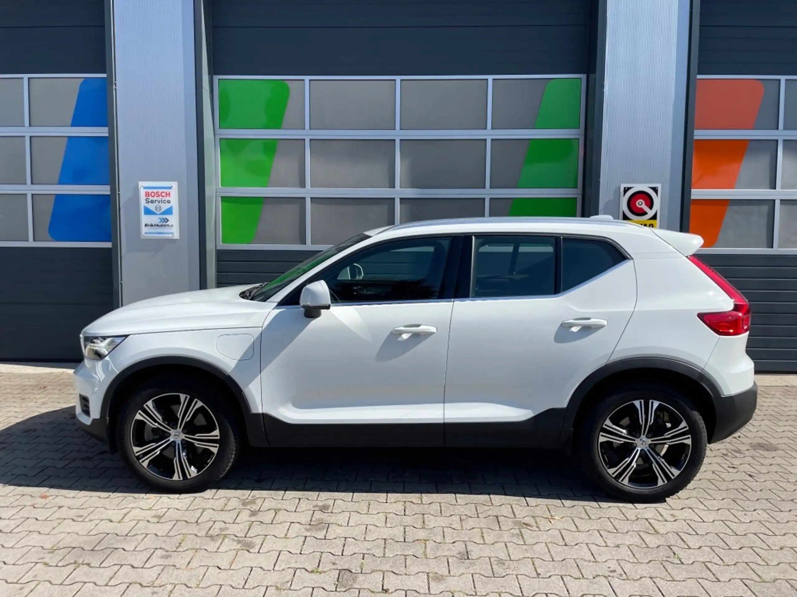 Volvo - XC40