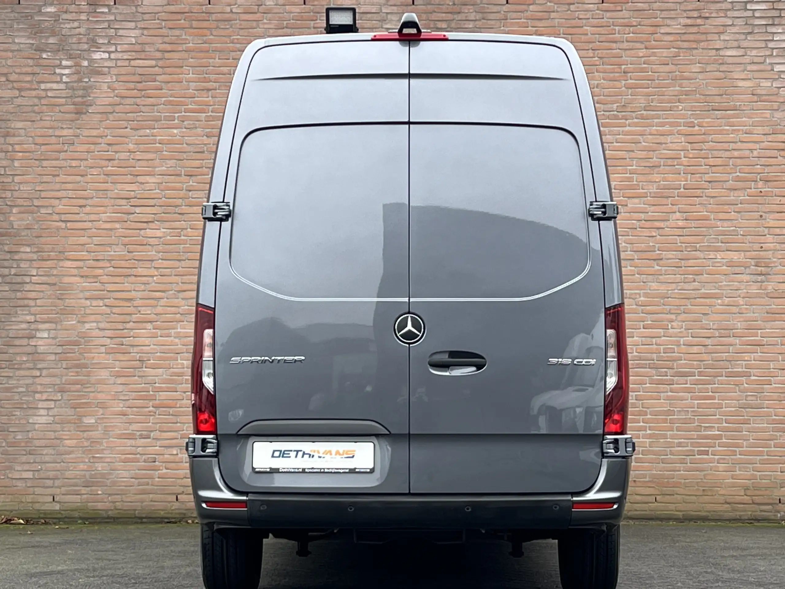 Mercedes-Benz - Sprinter