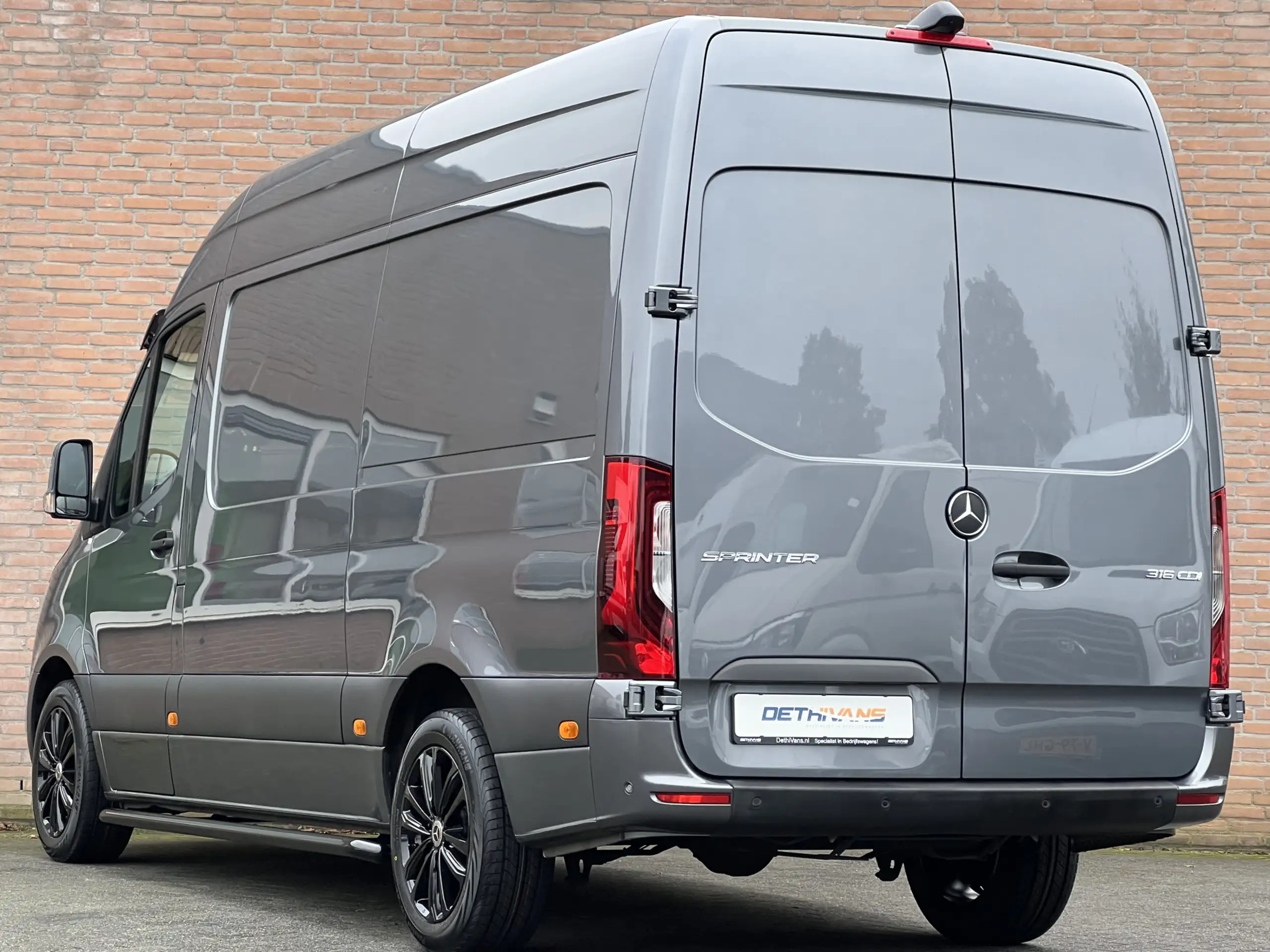 Mercedes-Benz - Sprinter