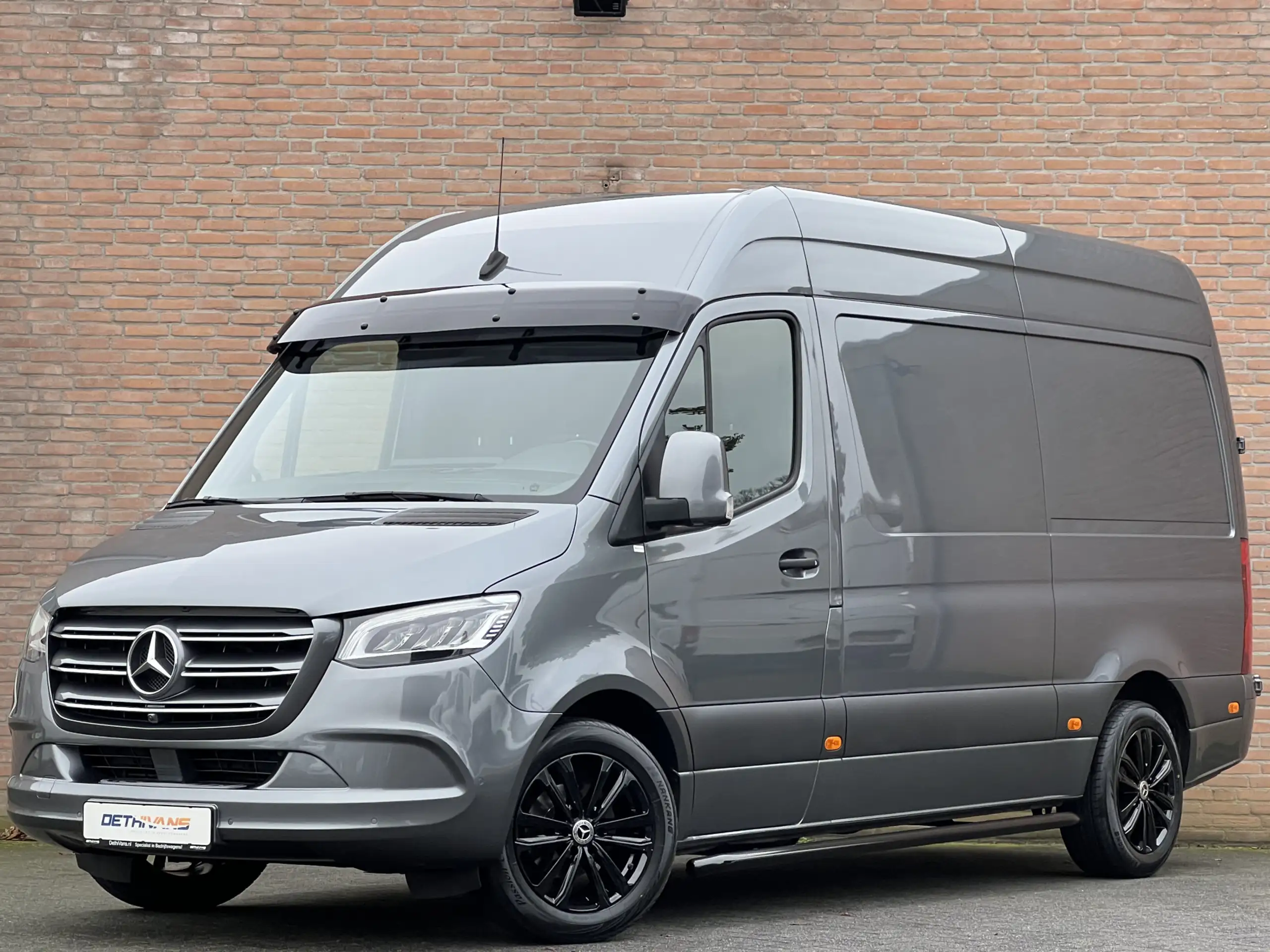 Mercedes-Benz - Sprinter