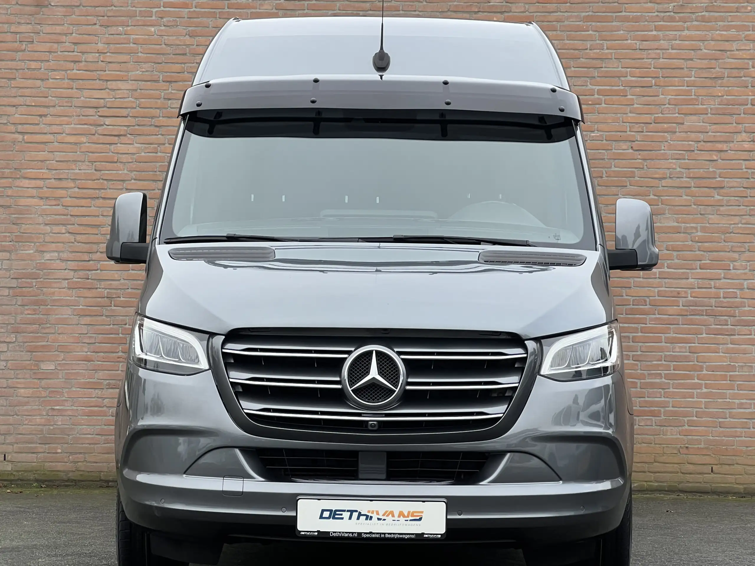 Mercedes-Benz - Sprinter