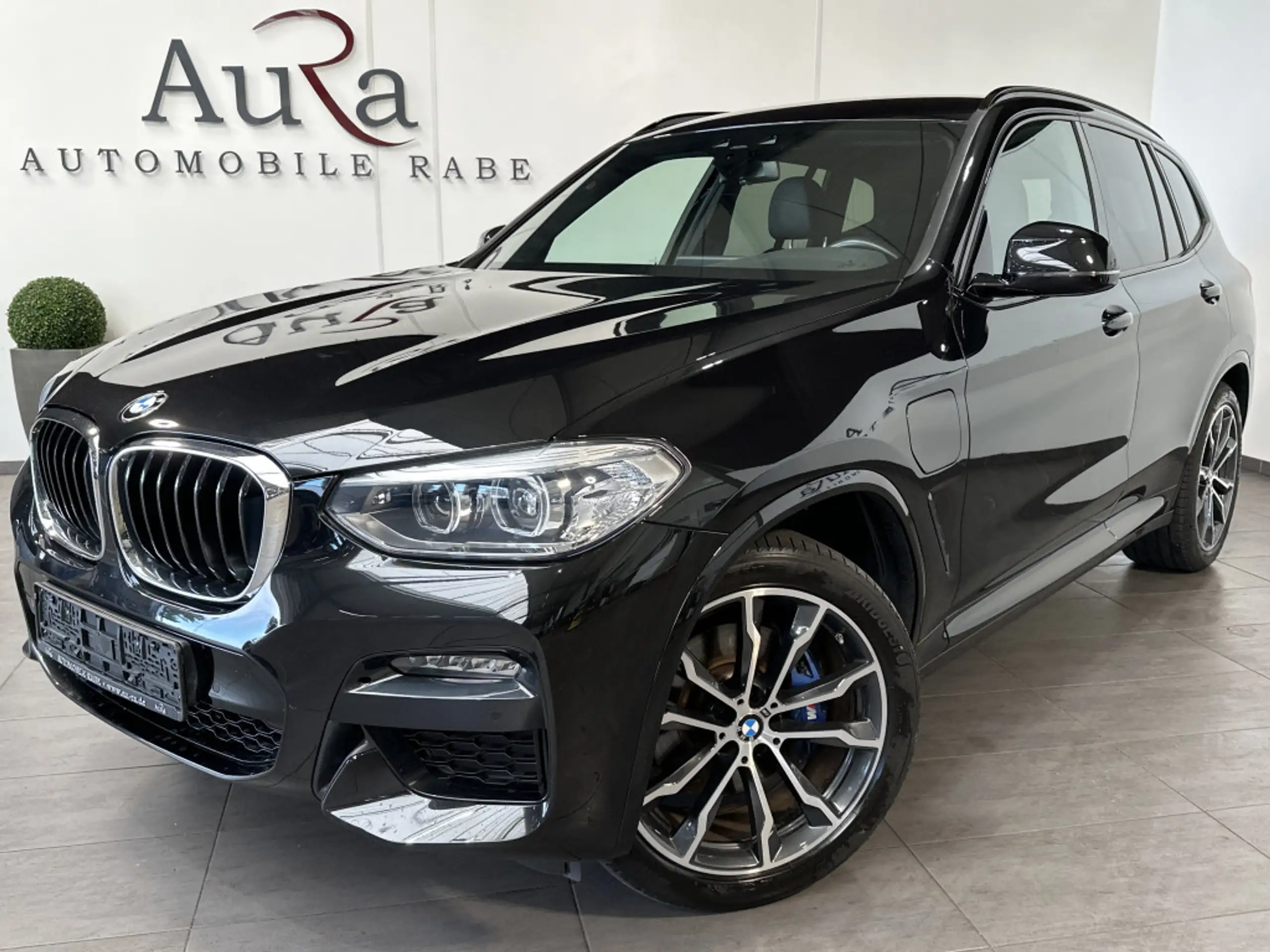 BMW - X3