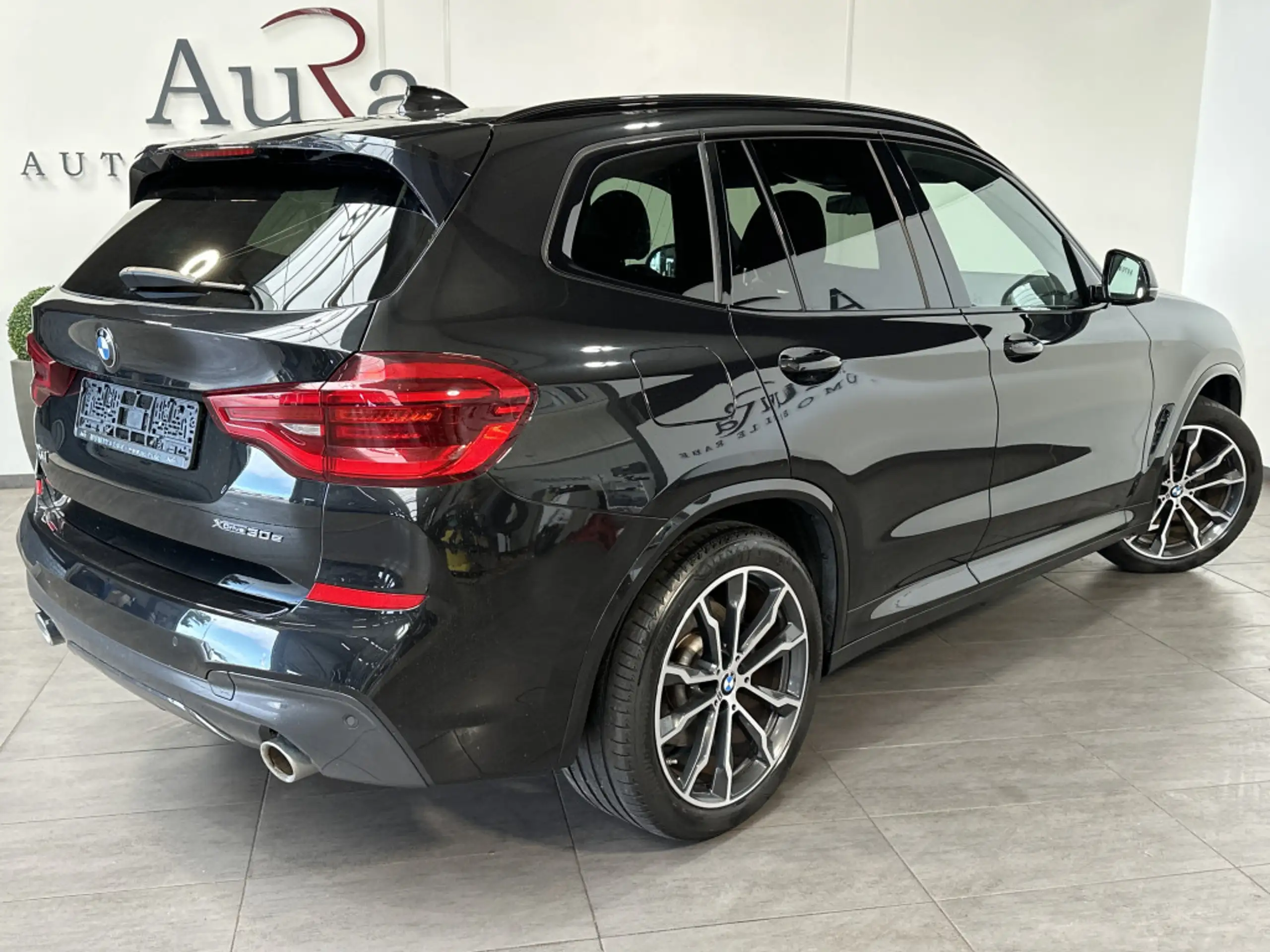 BMW - X3