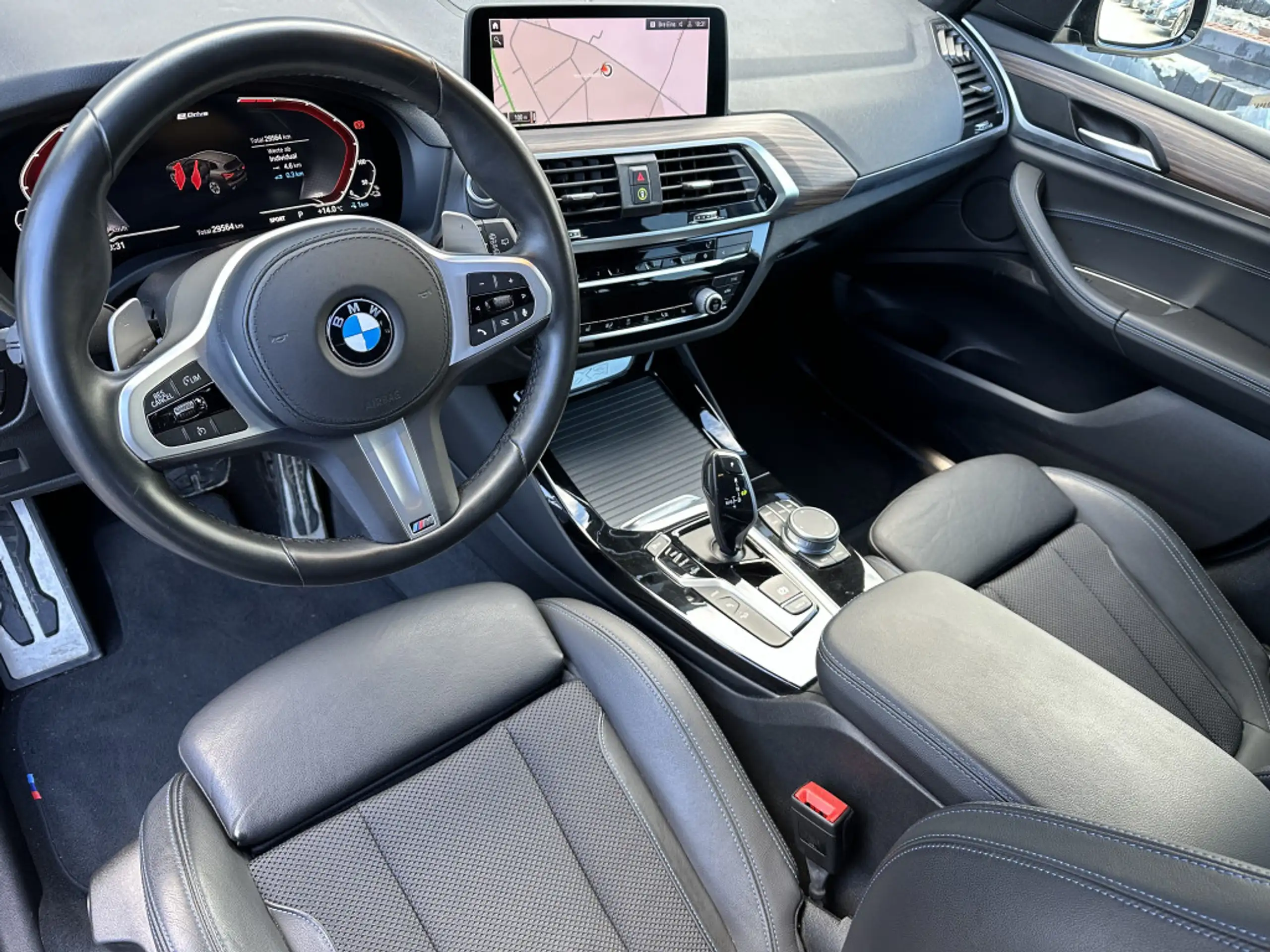 BMW - X3