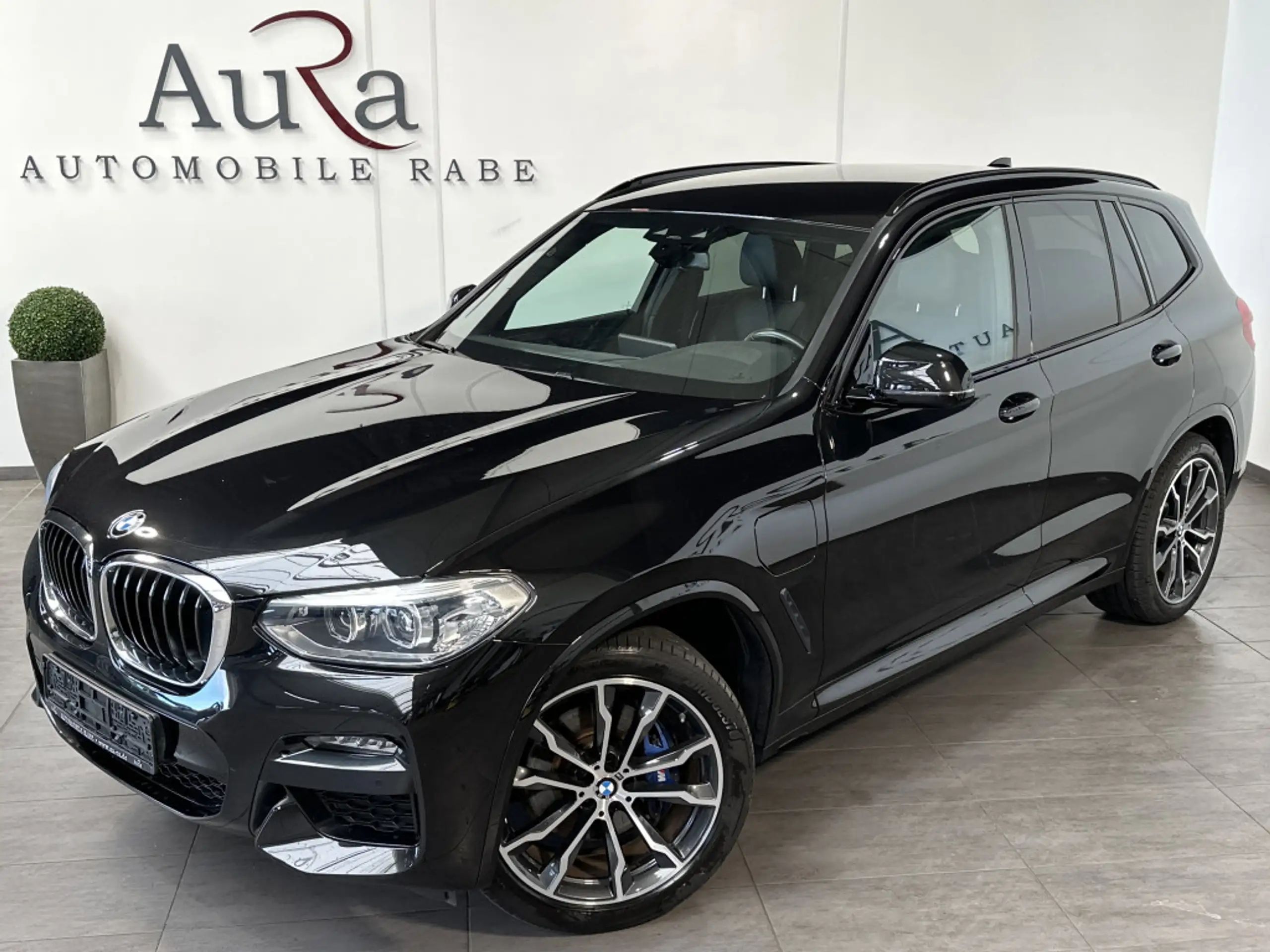 BMW - X3