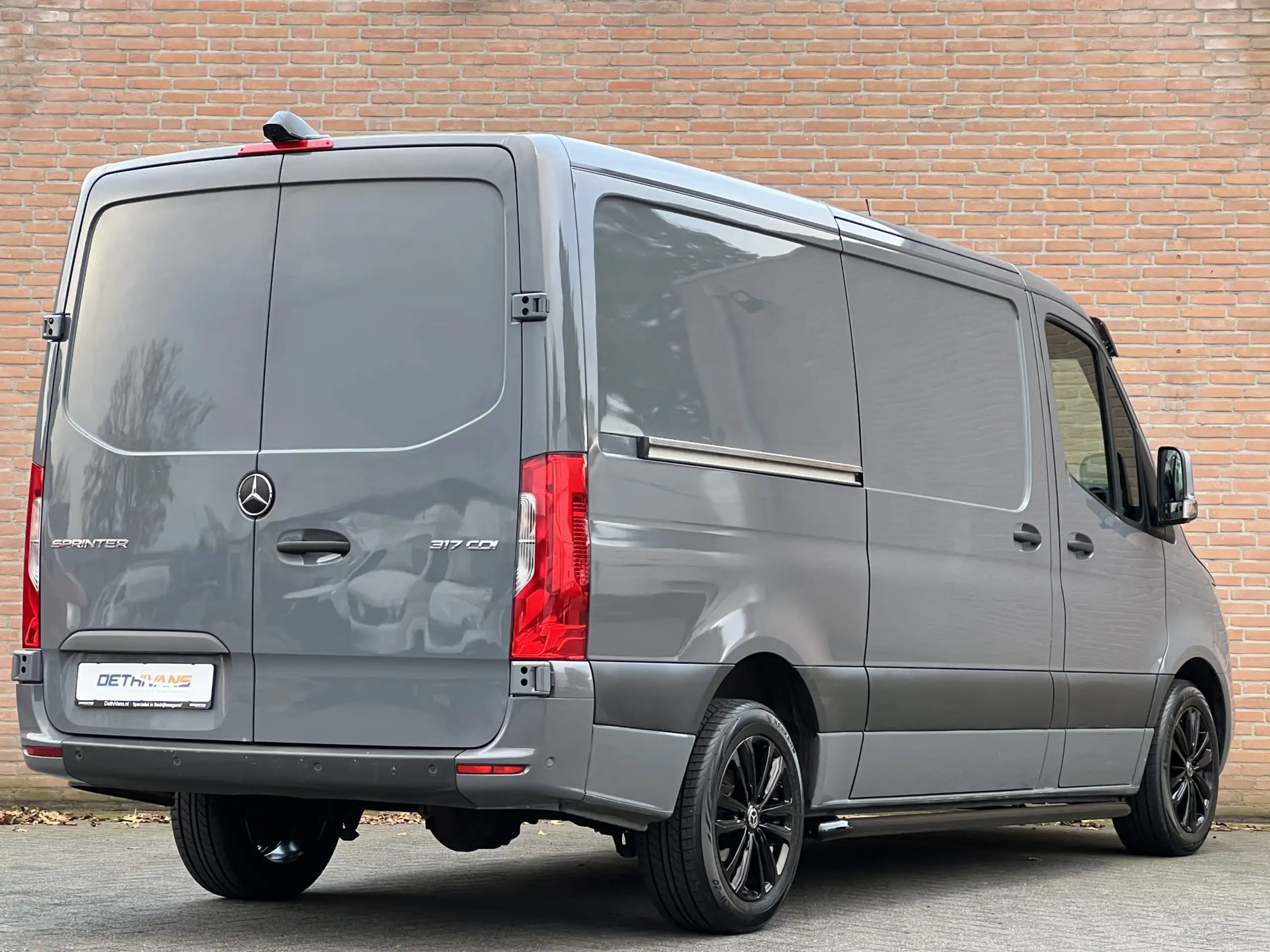 Mercedes-Benz - Sprinter