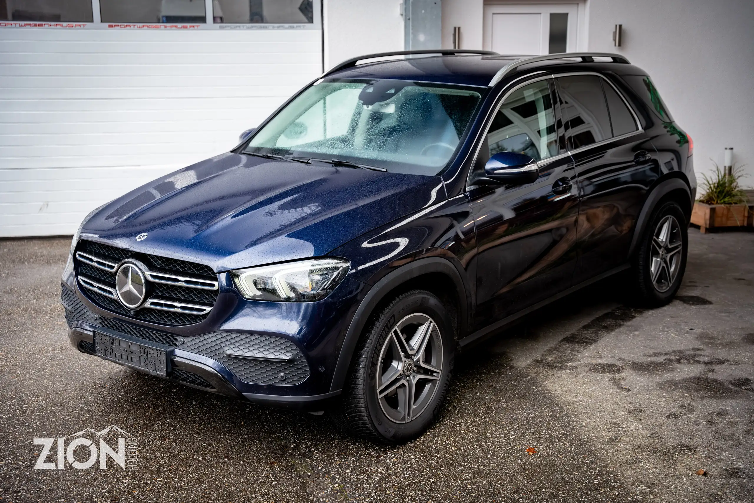 Mercedes-Benz - GLE 300