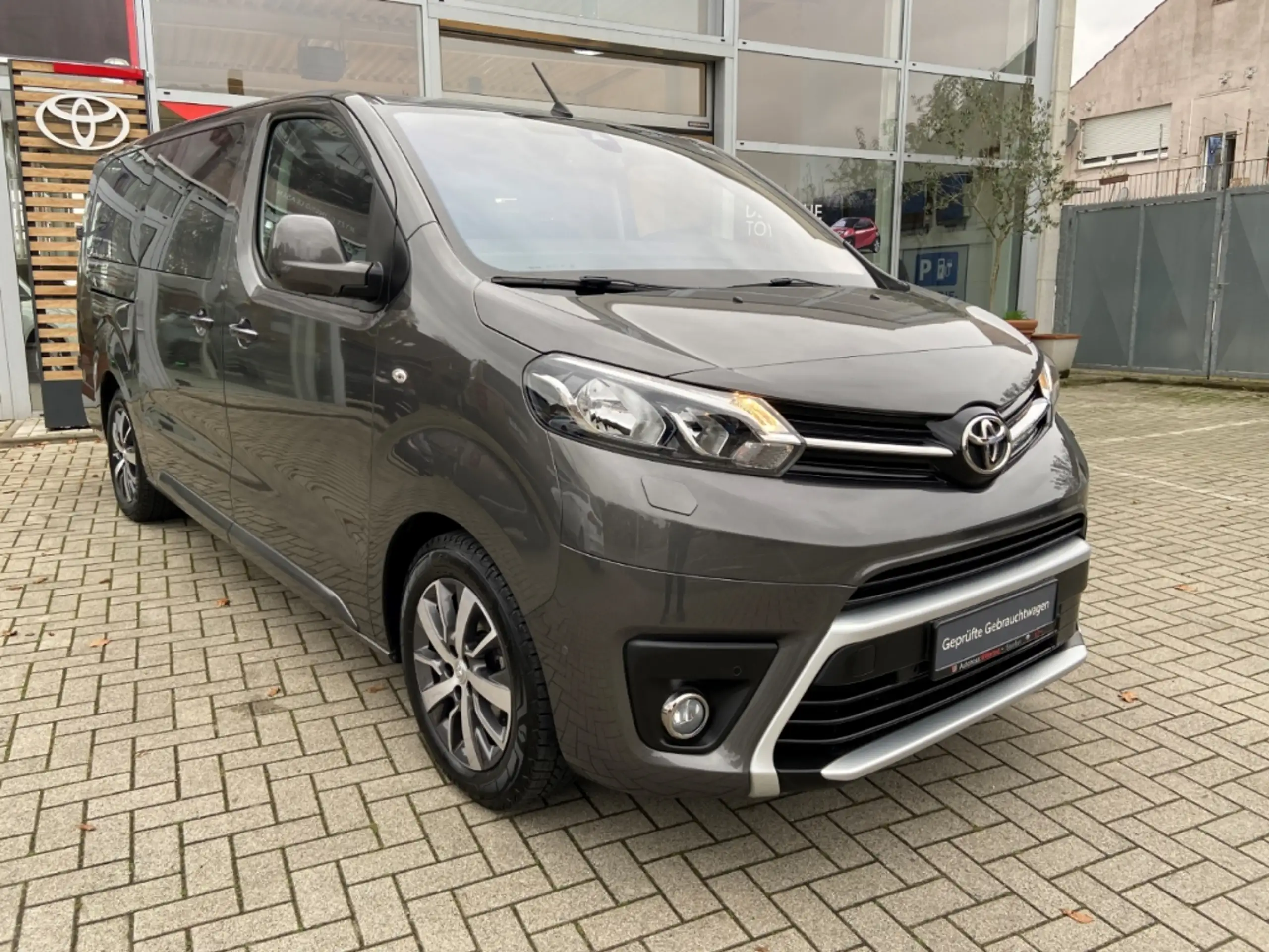 Toyota - Proace