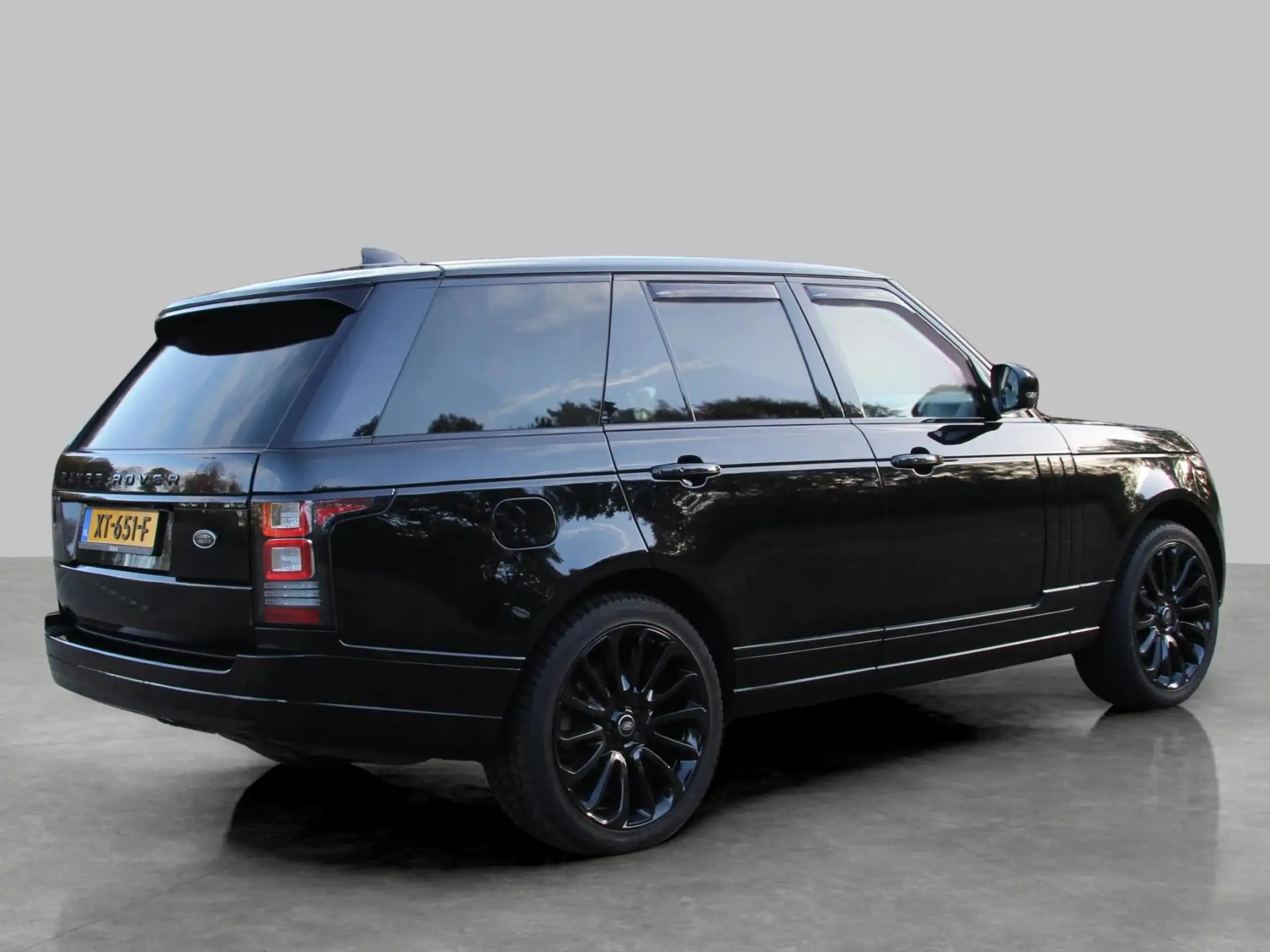 Land Rover - Range Rover