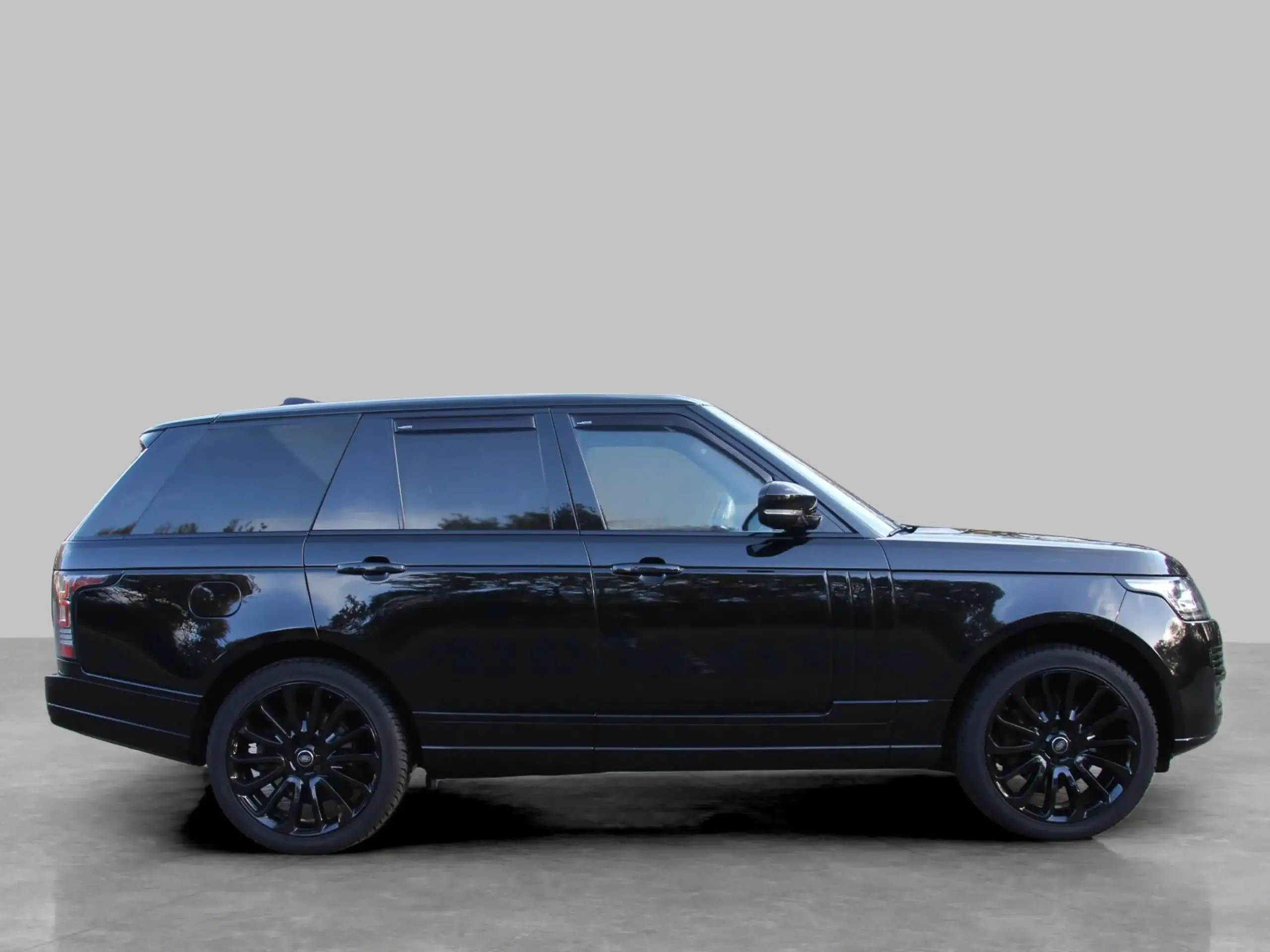 Land Rover - Range Rover