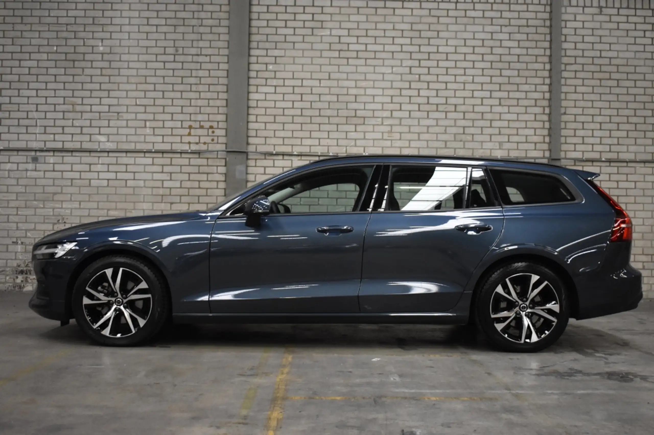 Volvo - V60