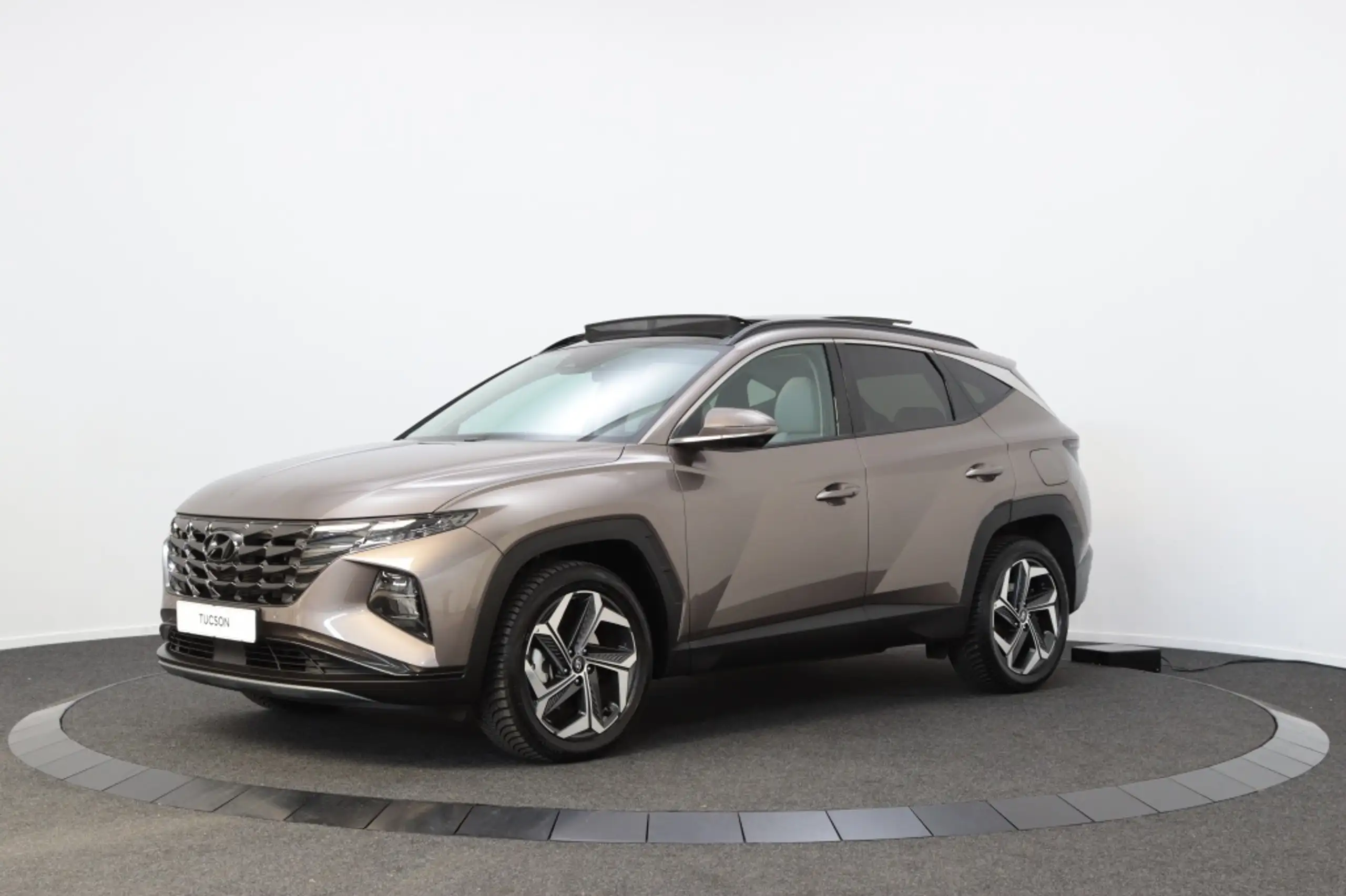 Hyundai - TUCSON