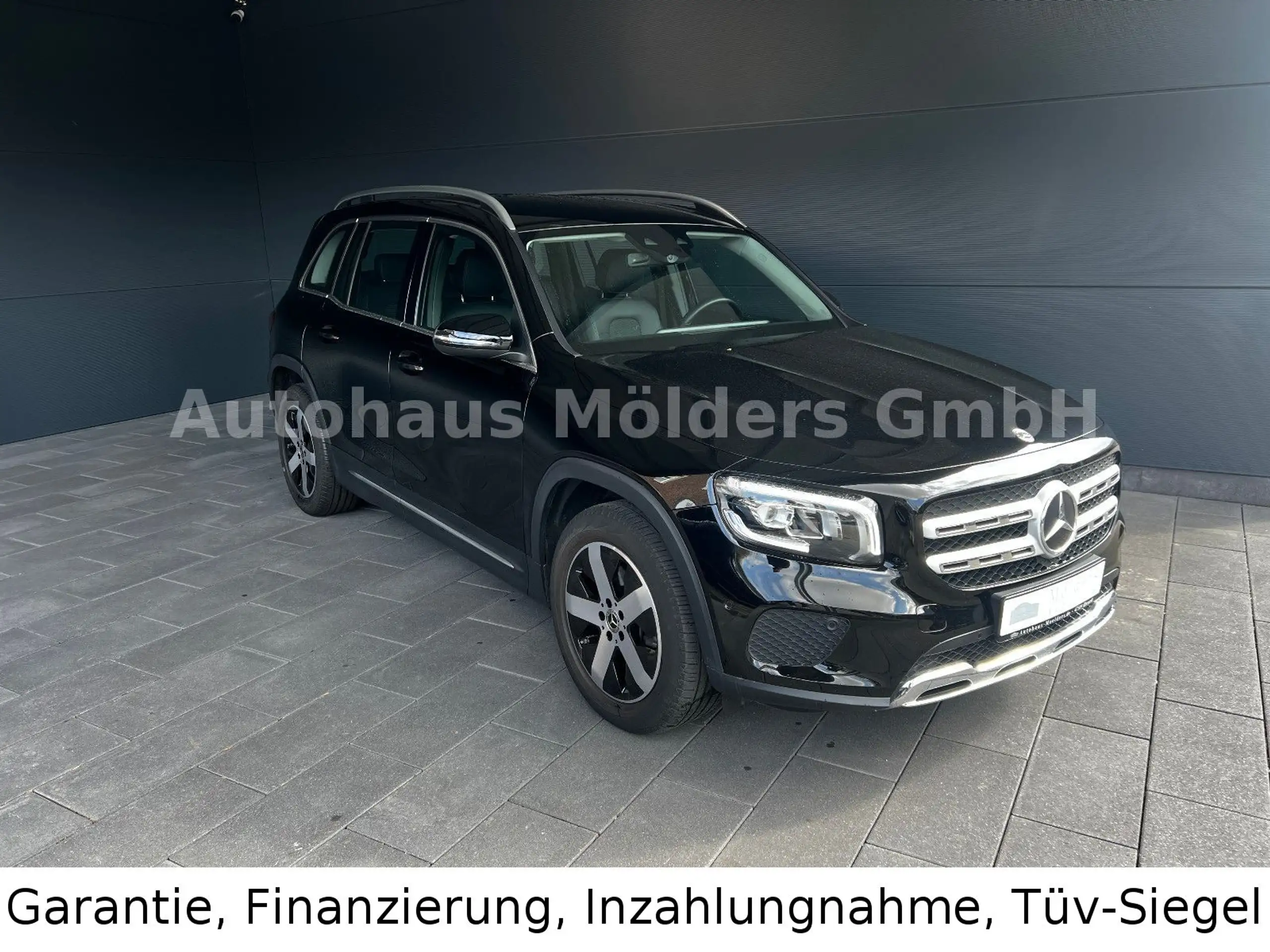 Mercedes-Benz - GLB 200