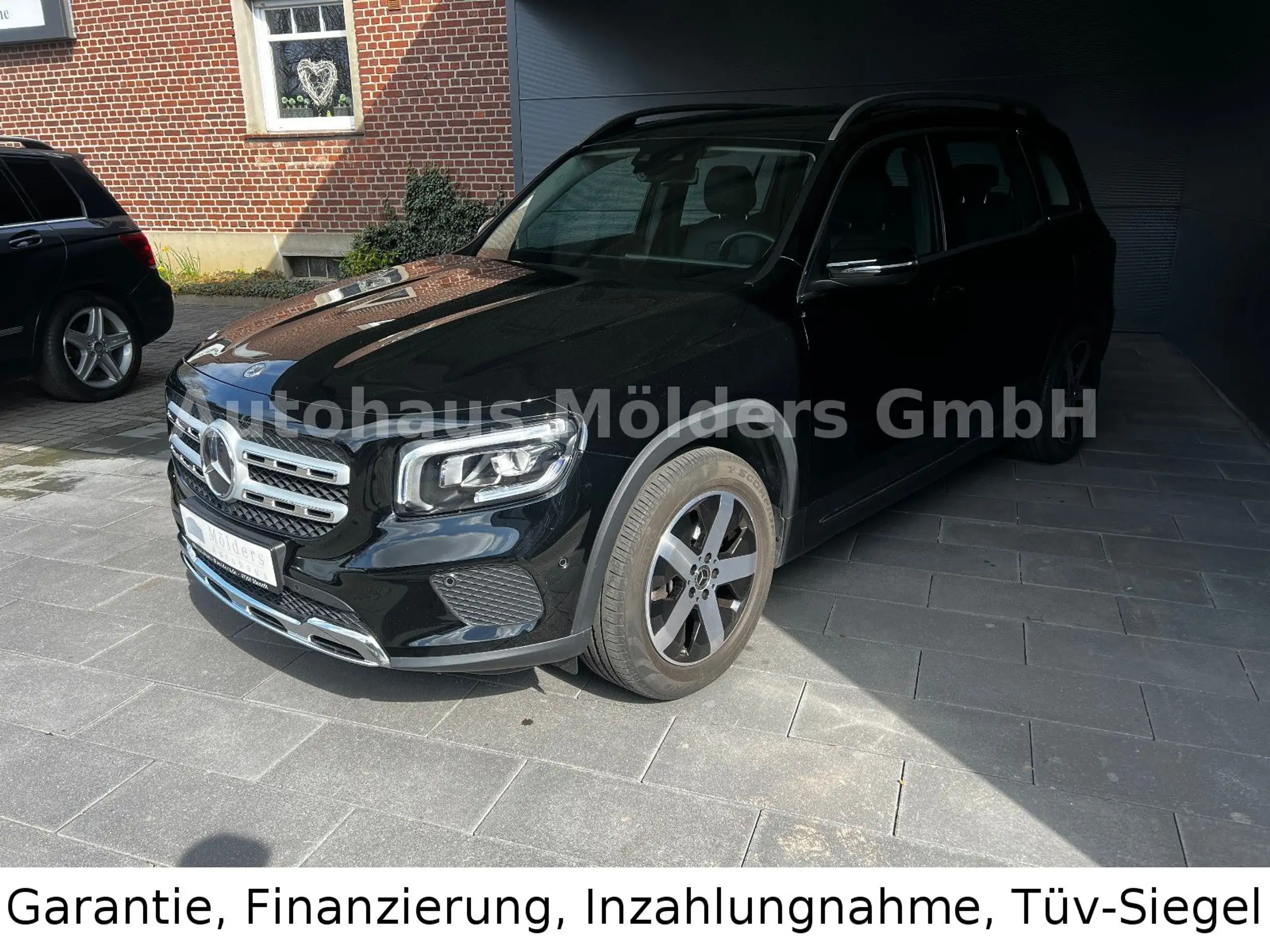 Mercedes-Benz GLB 200 2021