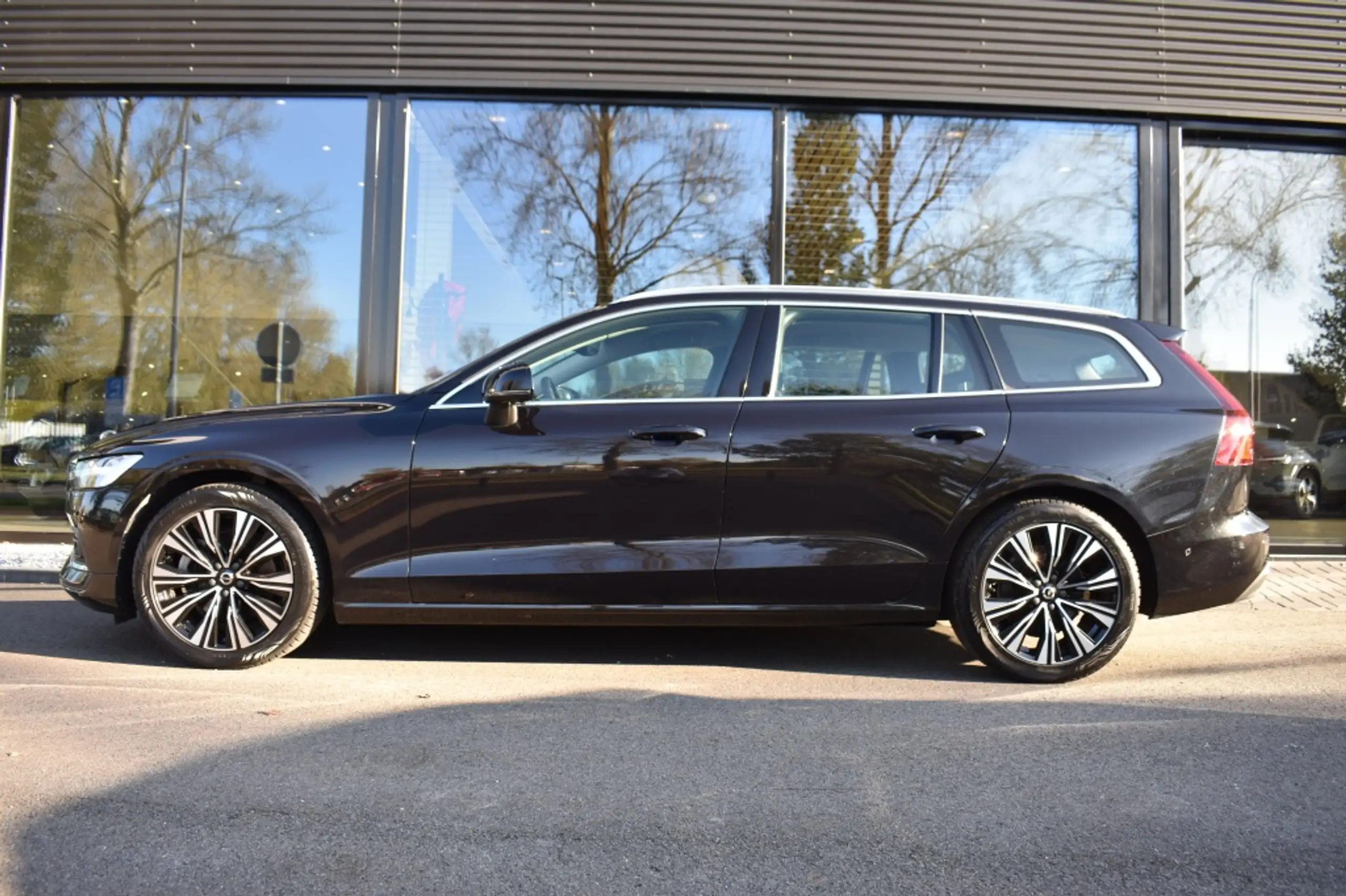 Volvo - V60