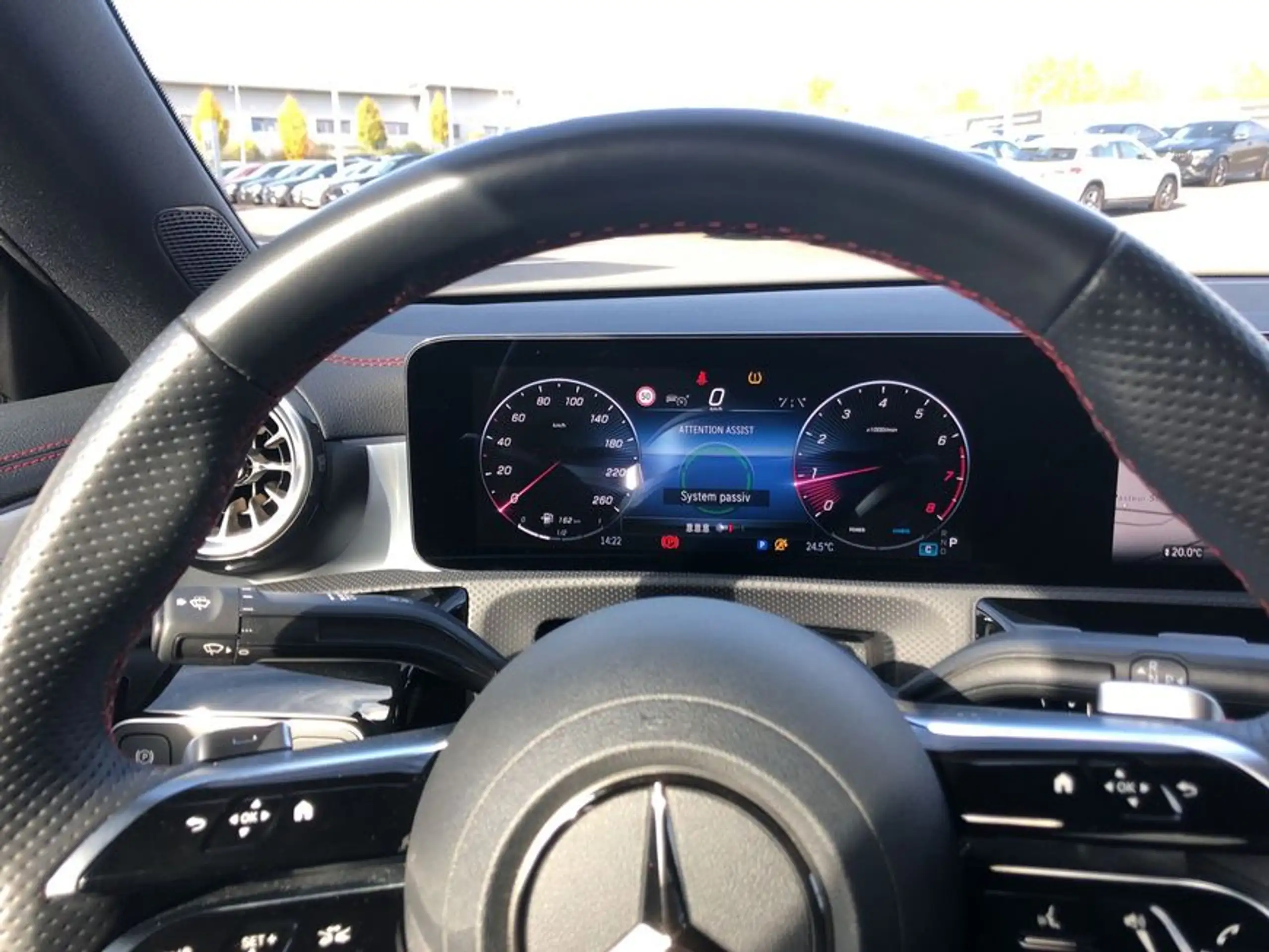 Mercedes-Benz - CLA 200