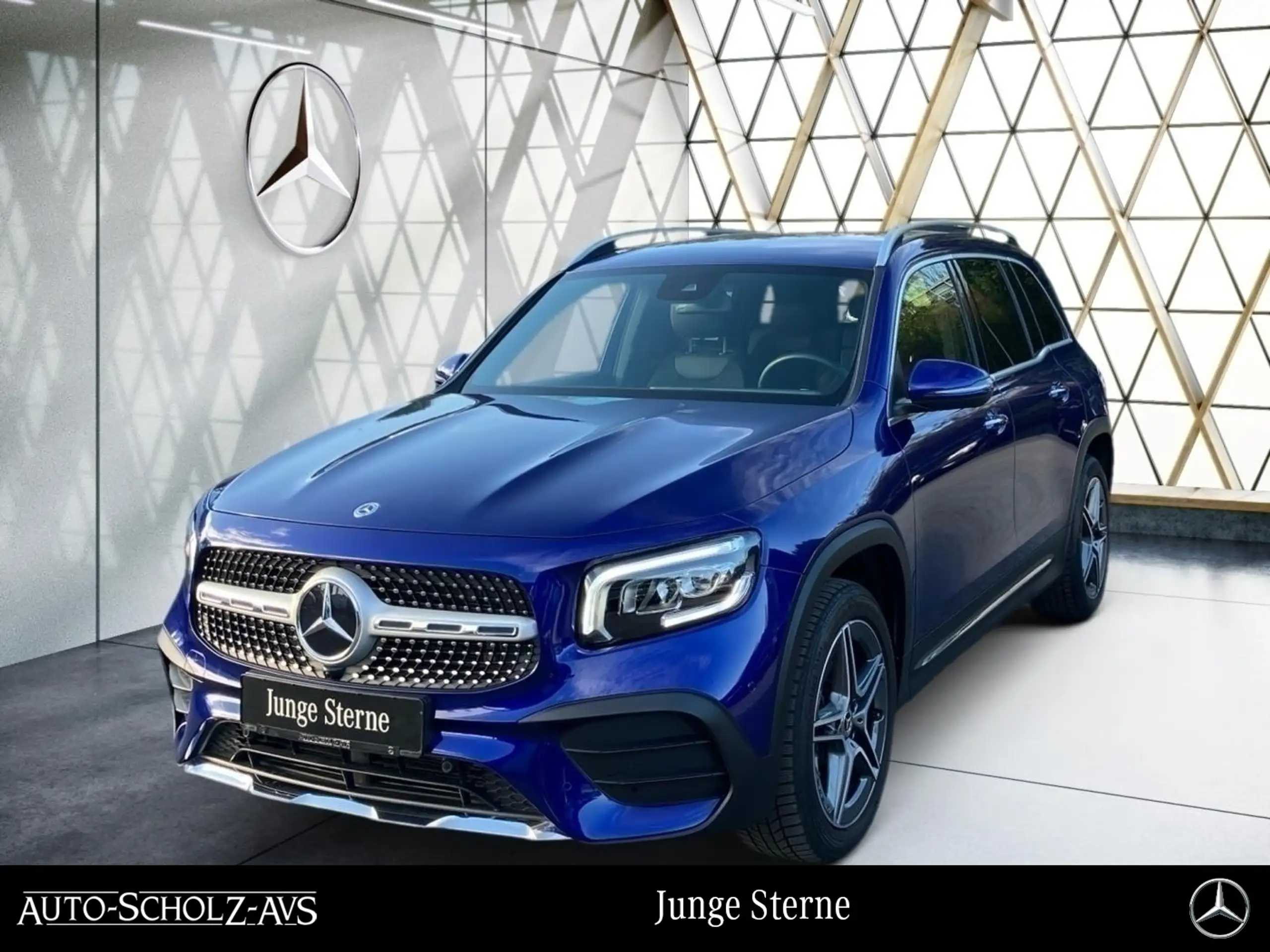 Mercedes-Benz GLB 200 2023