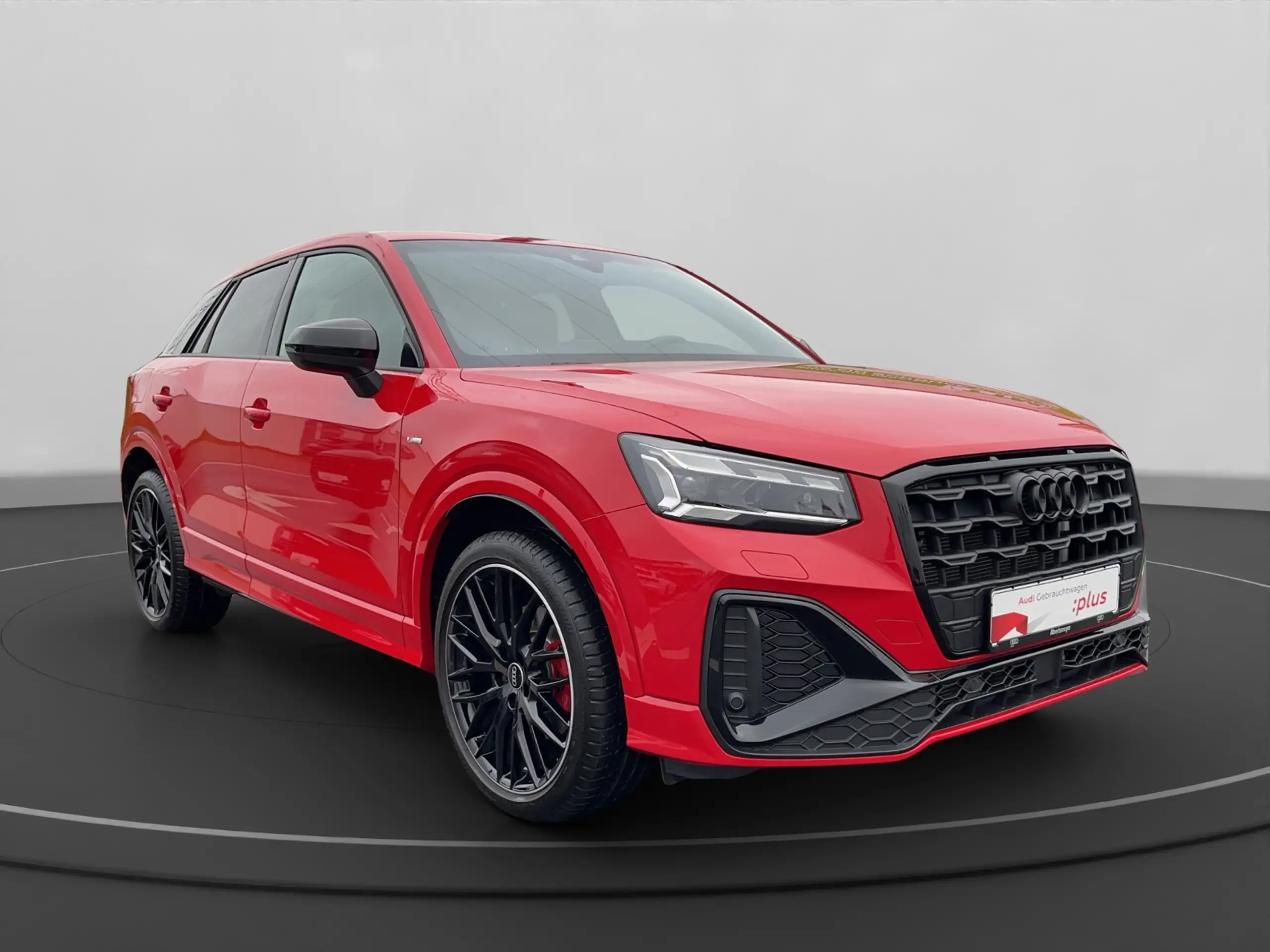 Audi - Q2