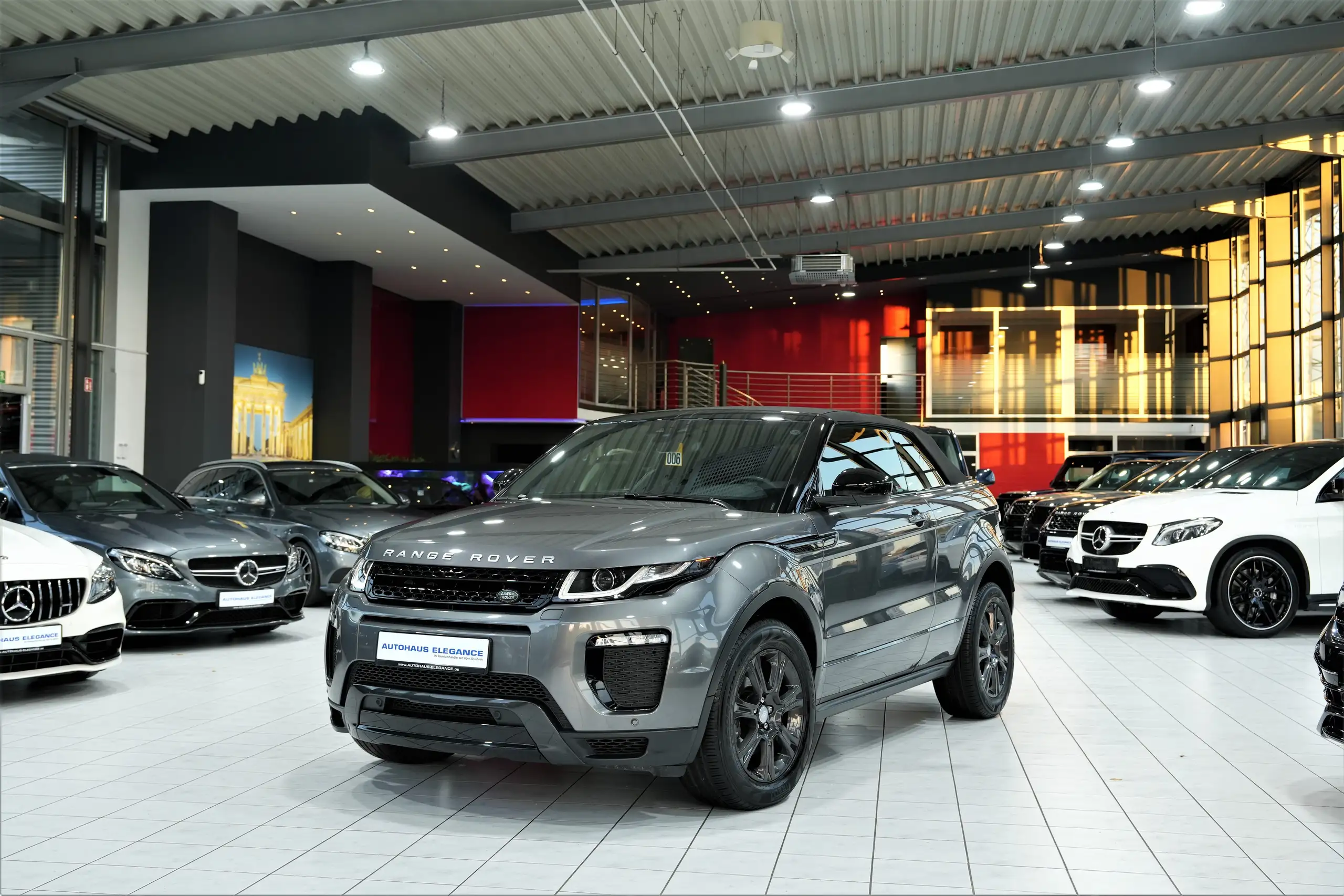 Land Rover - Range Rover Evoque