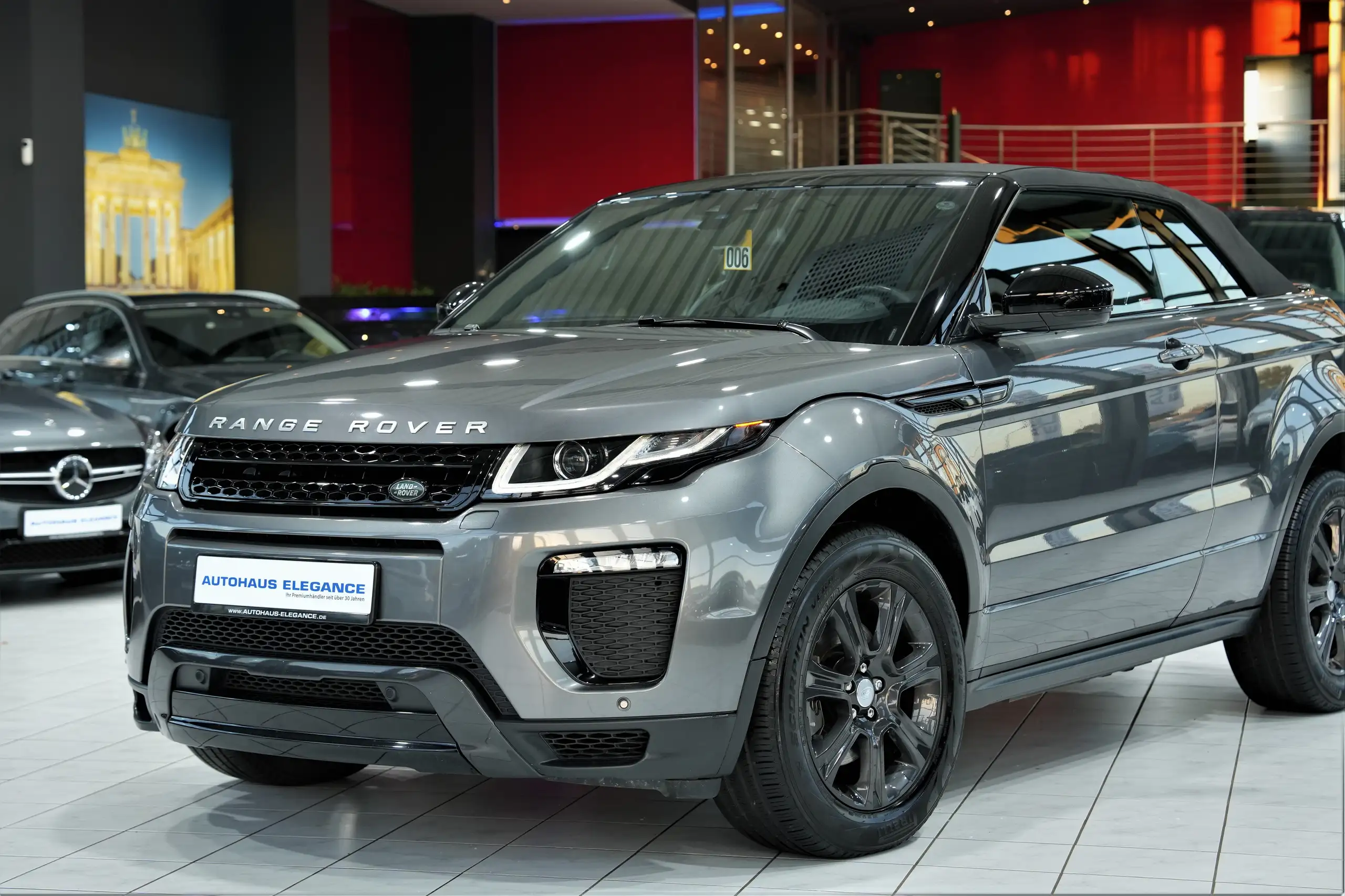 Land Rover - Range Rover Evoque