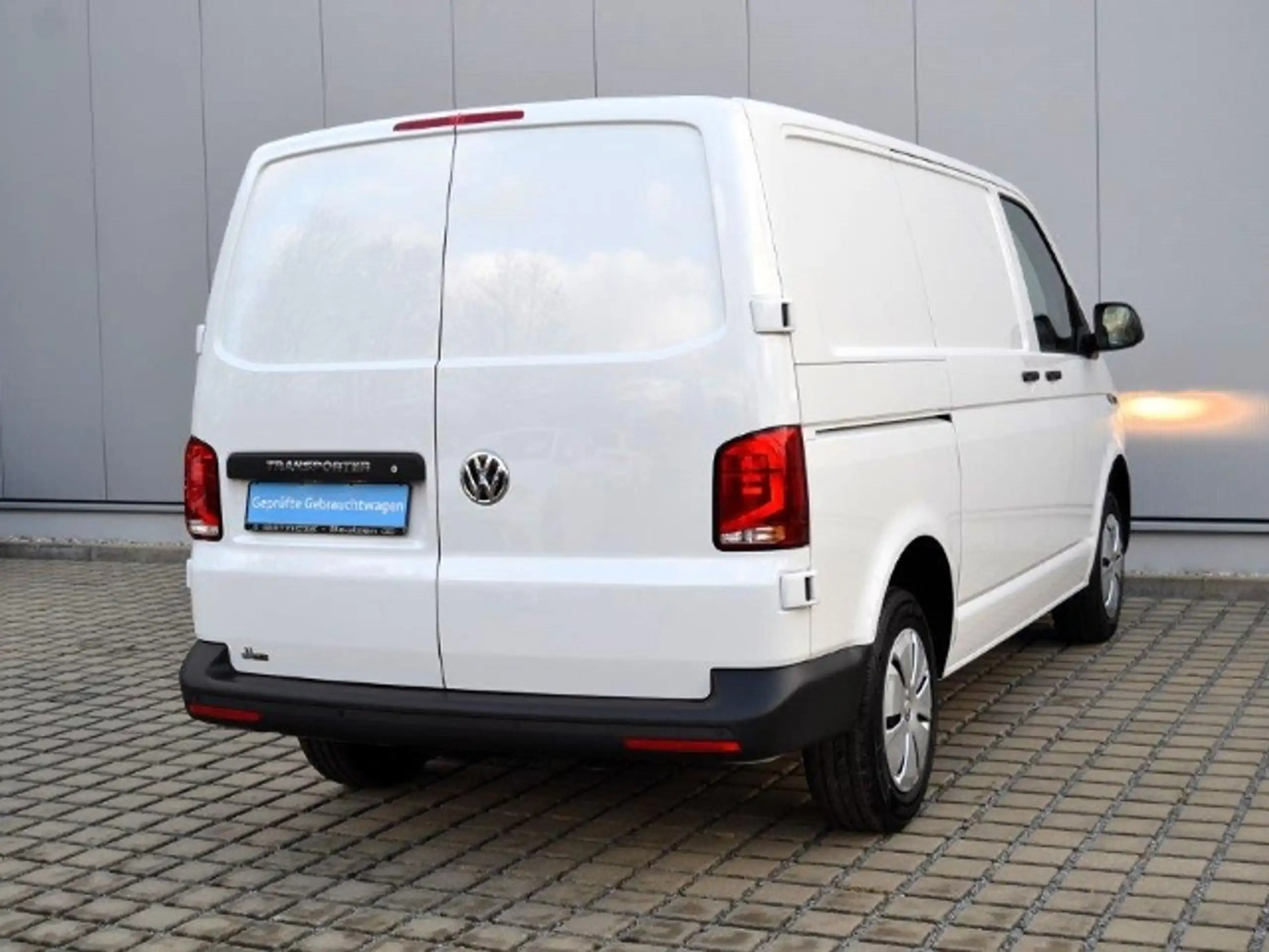 Volkswagen - T6.1 Transporter