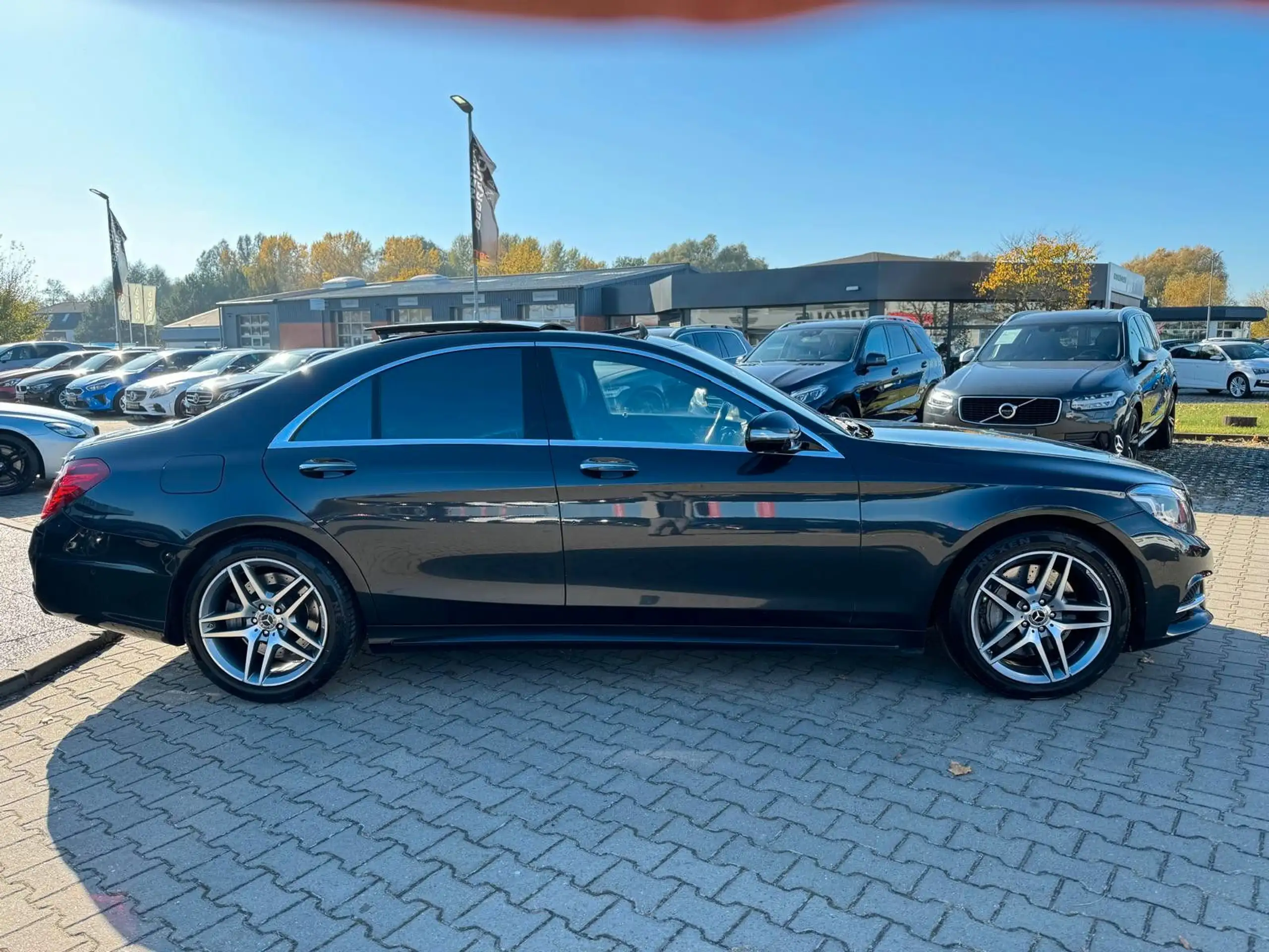 Mercedes-Benz - S 500