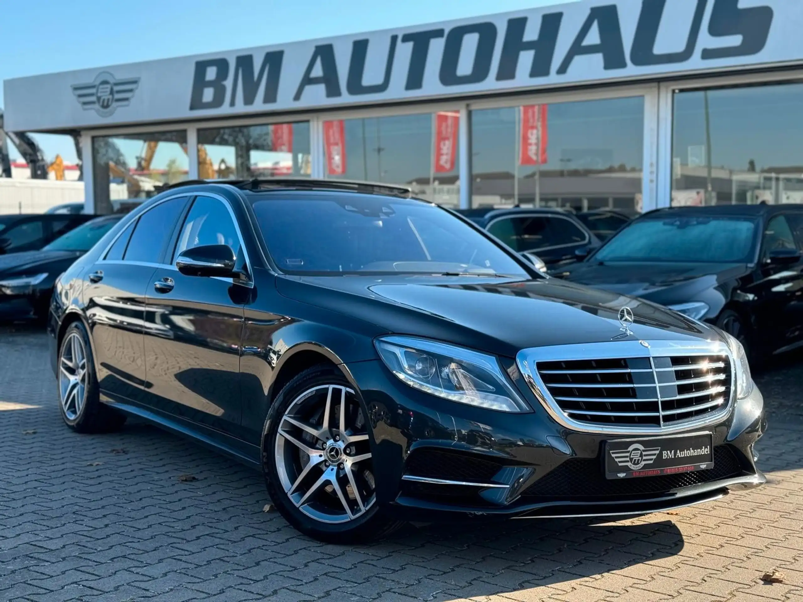 Mercedes-Benz - S 500