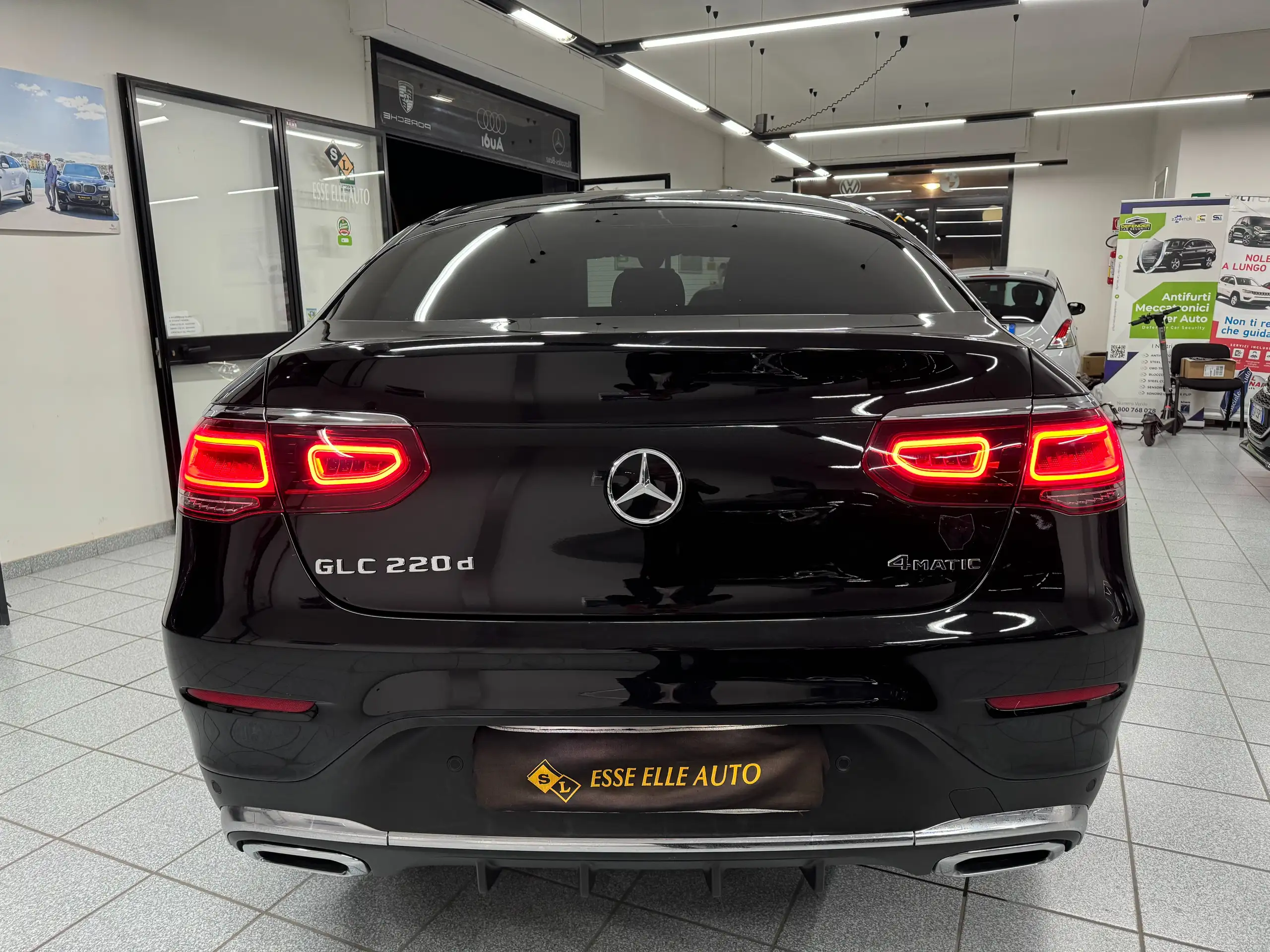 Mercedes-Benz - GLC 220