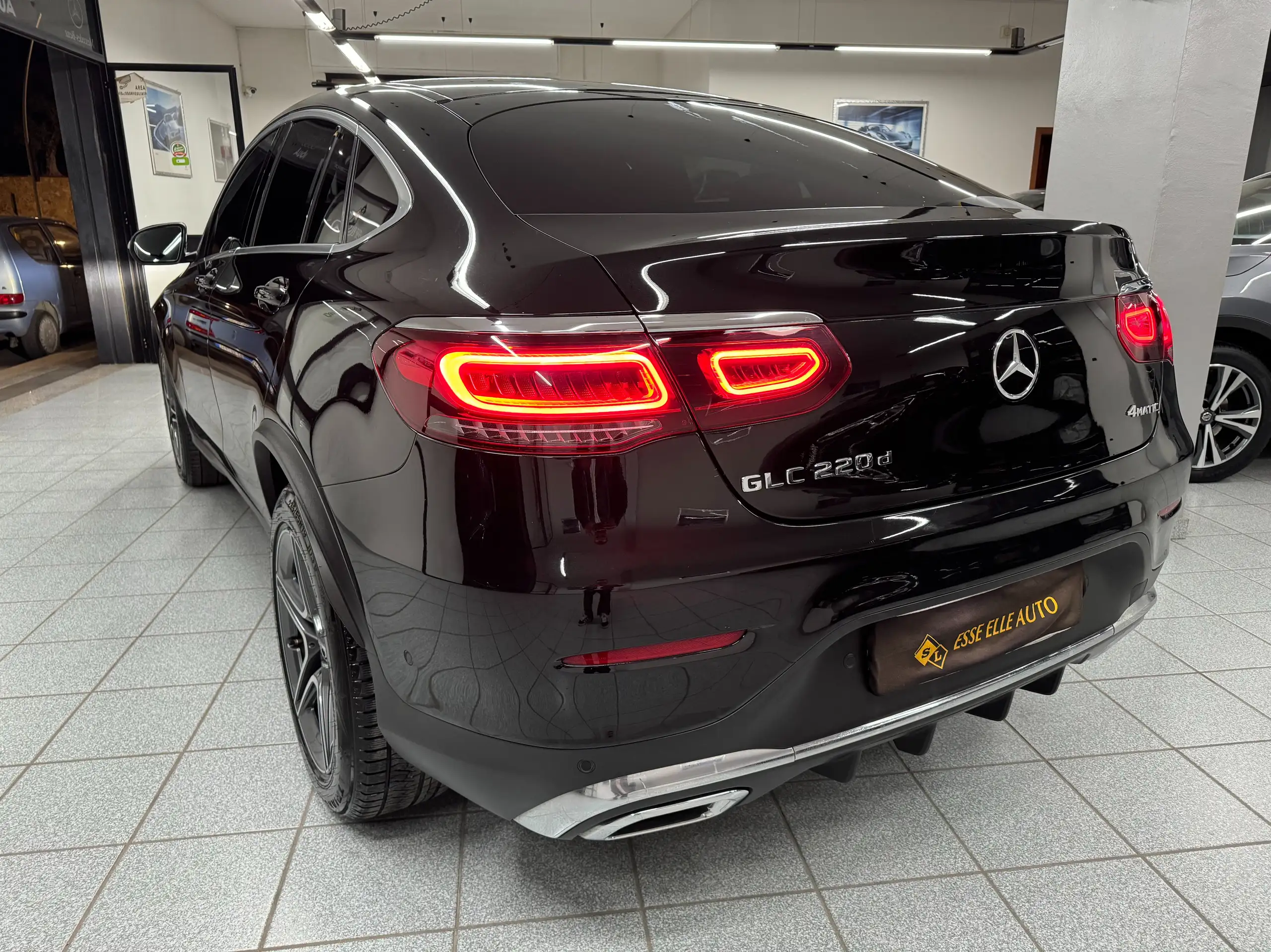 Mercedes-Benz - GLC 220