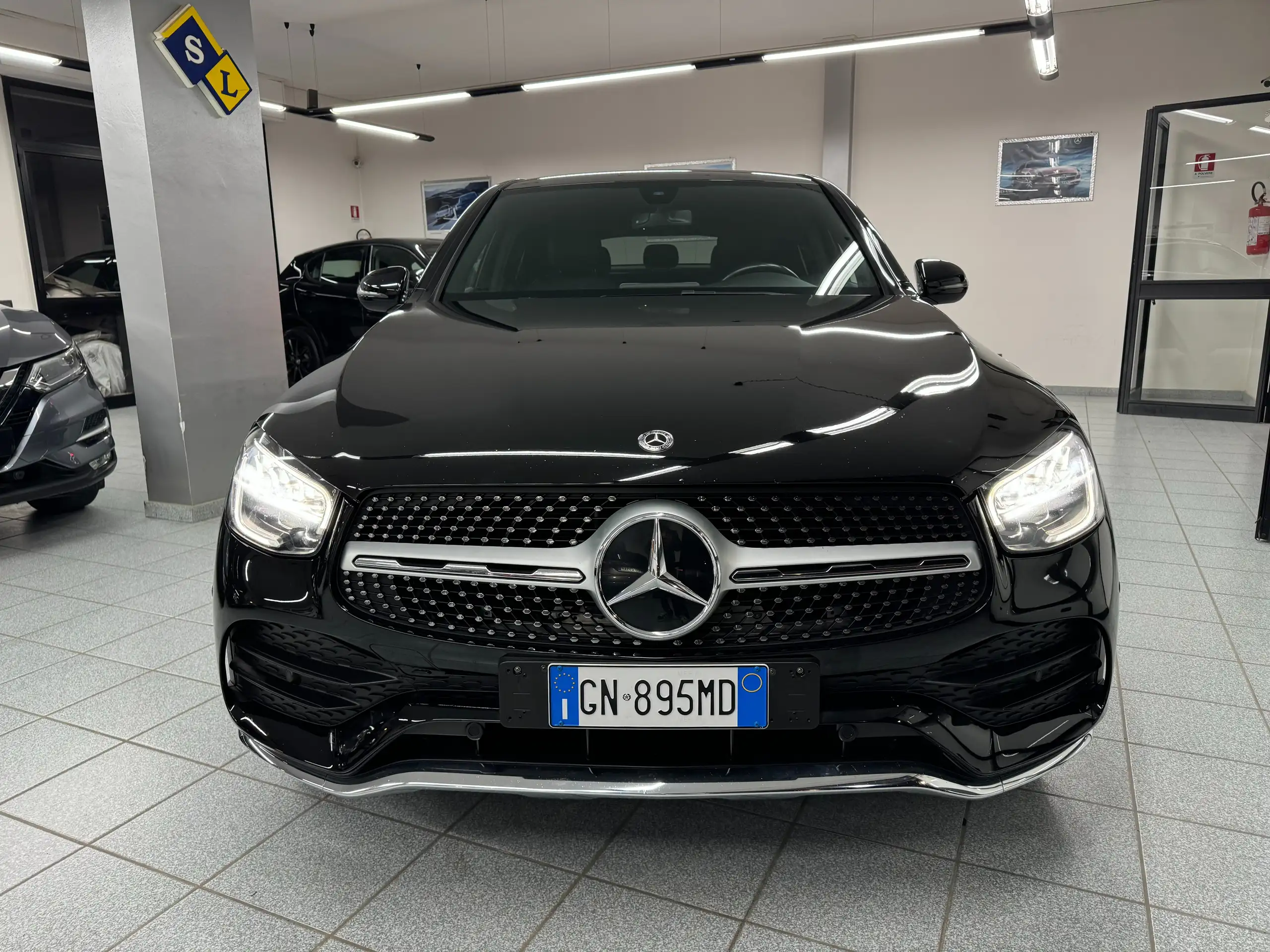 Mercedes-Benz - GLC 220