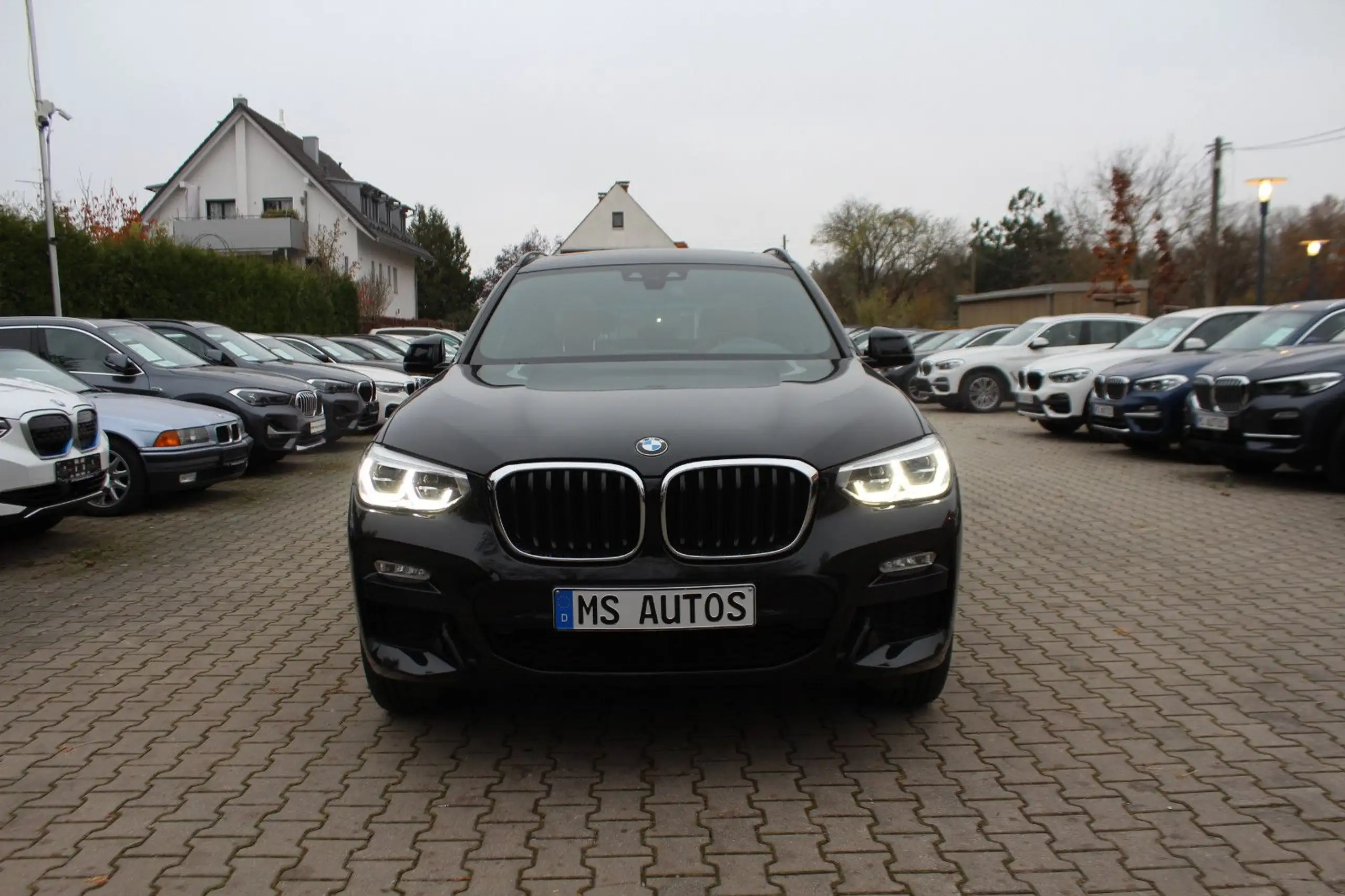 BMW - X3