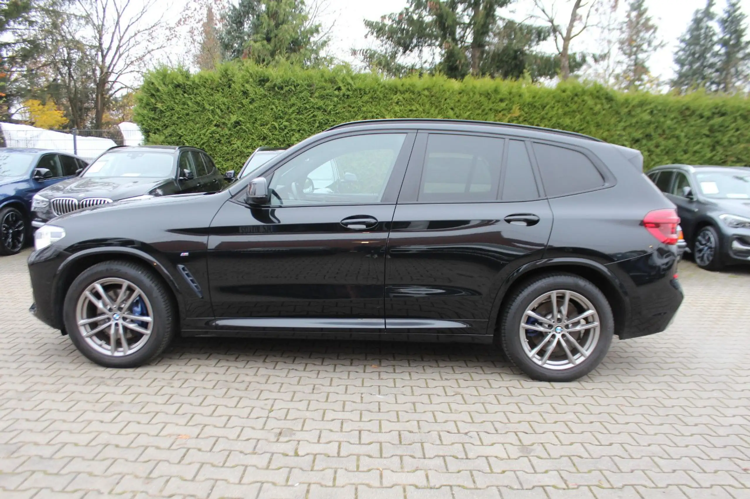 BMW - X3