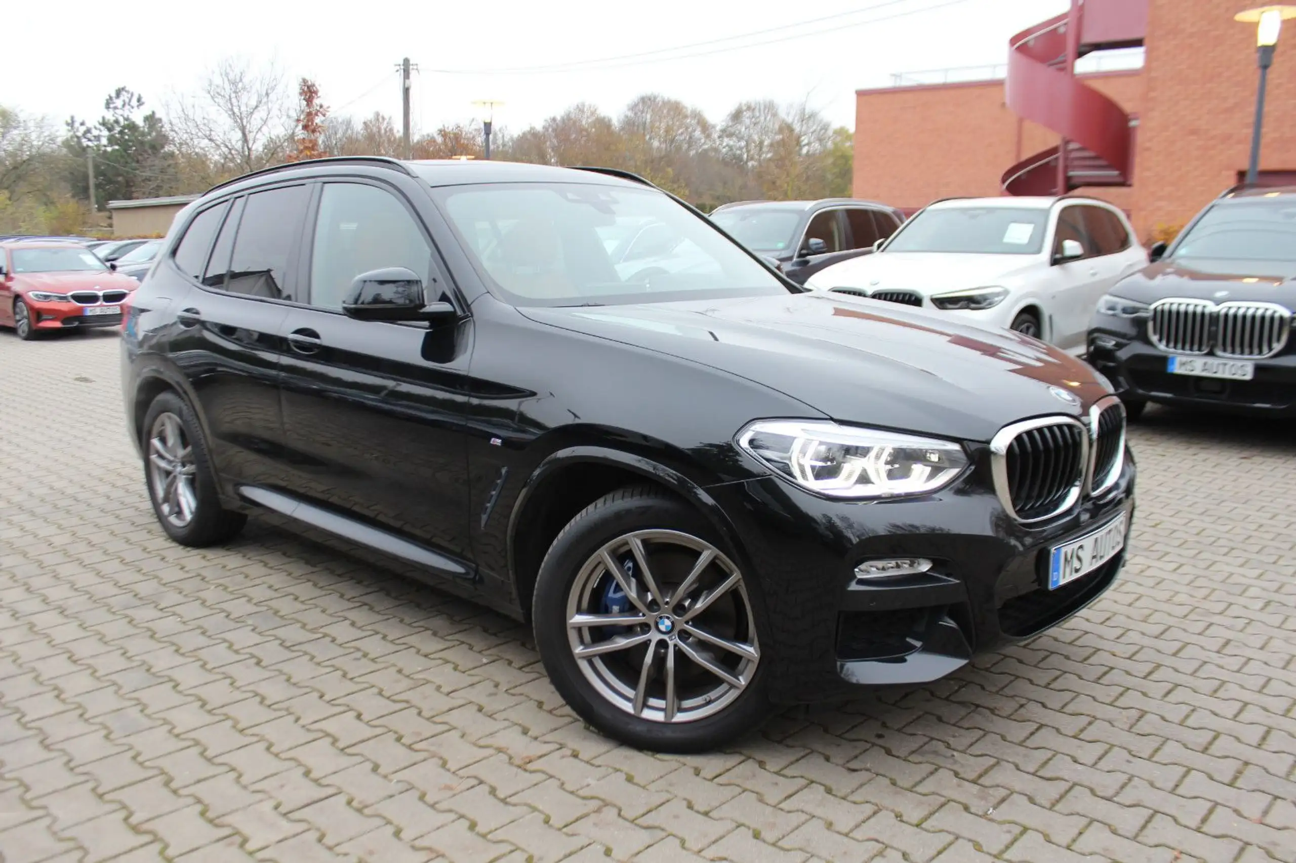 BMW - X3