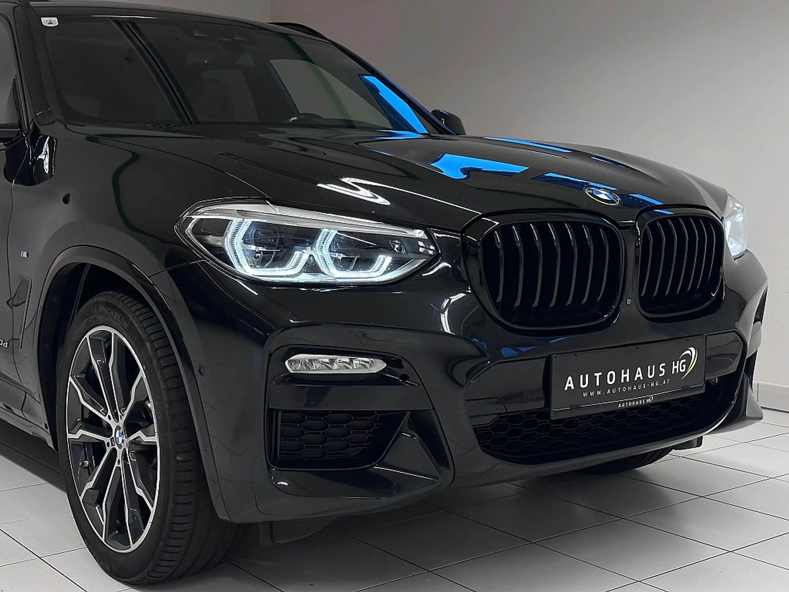 BMW - X3