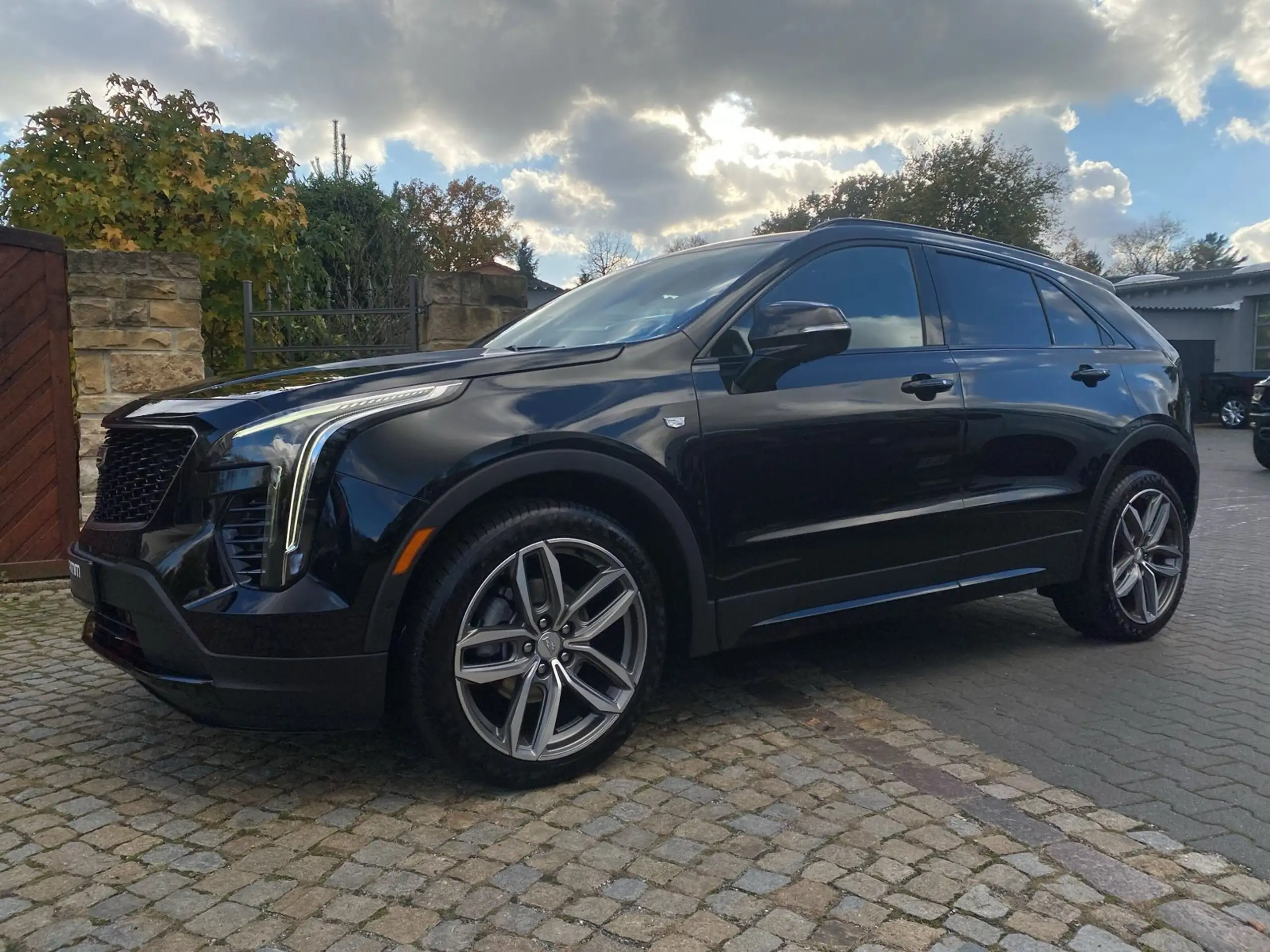 Cadillac - XT4