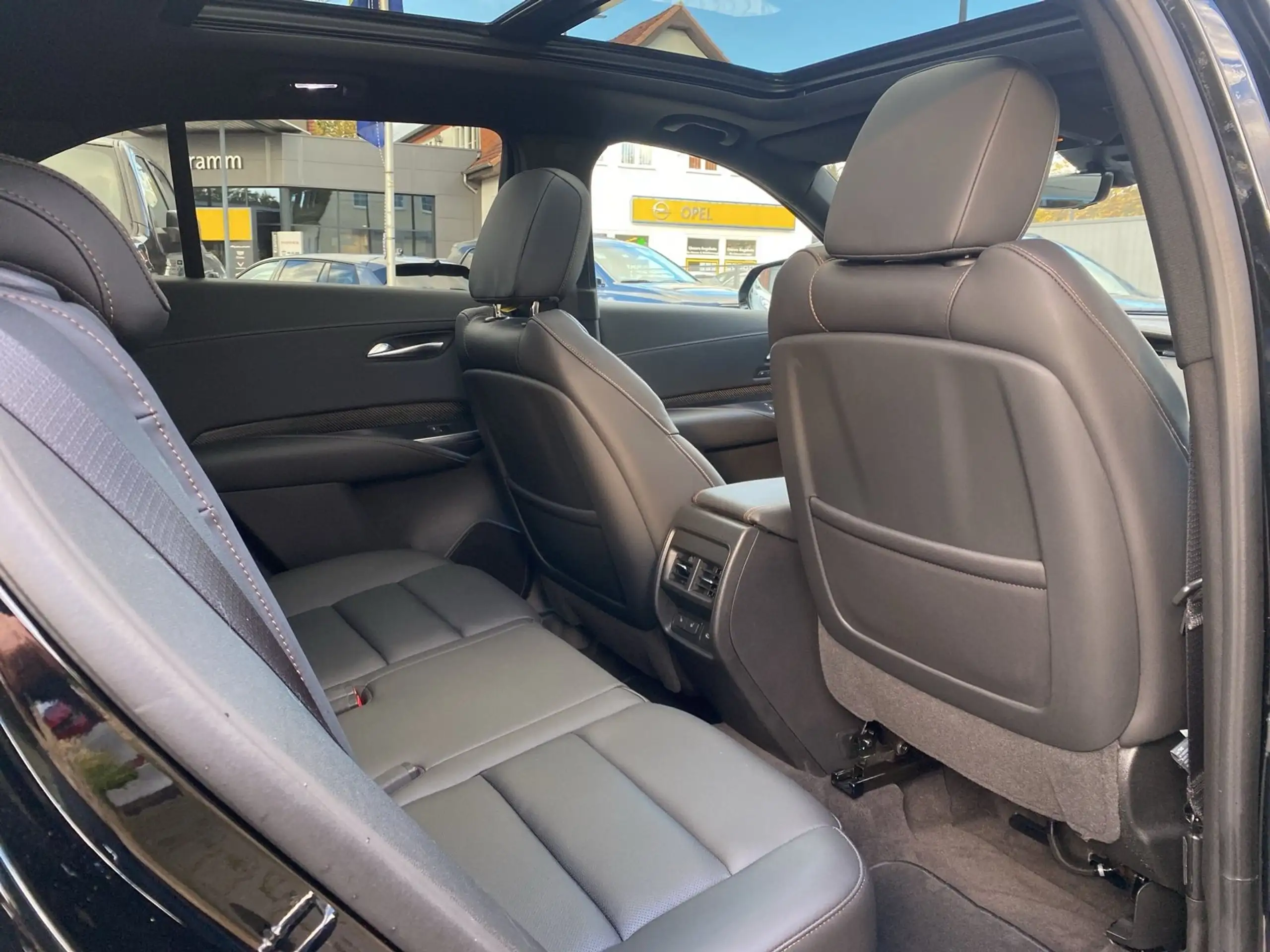 Cadillac - XT4