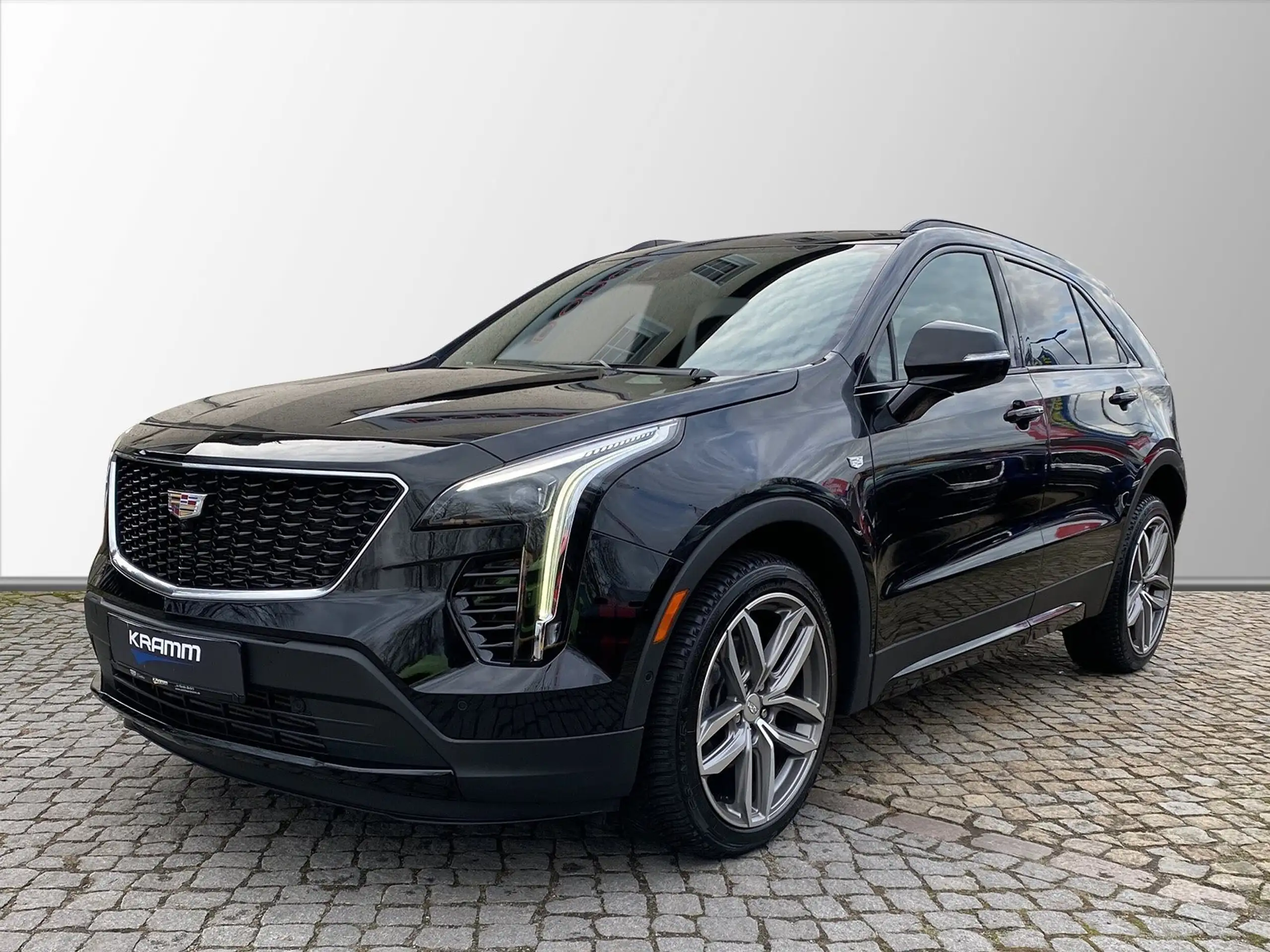 Cadillac - XT4