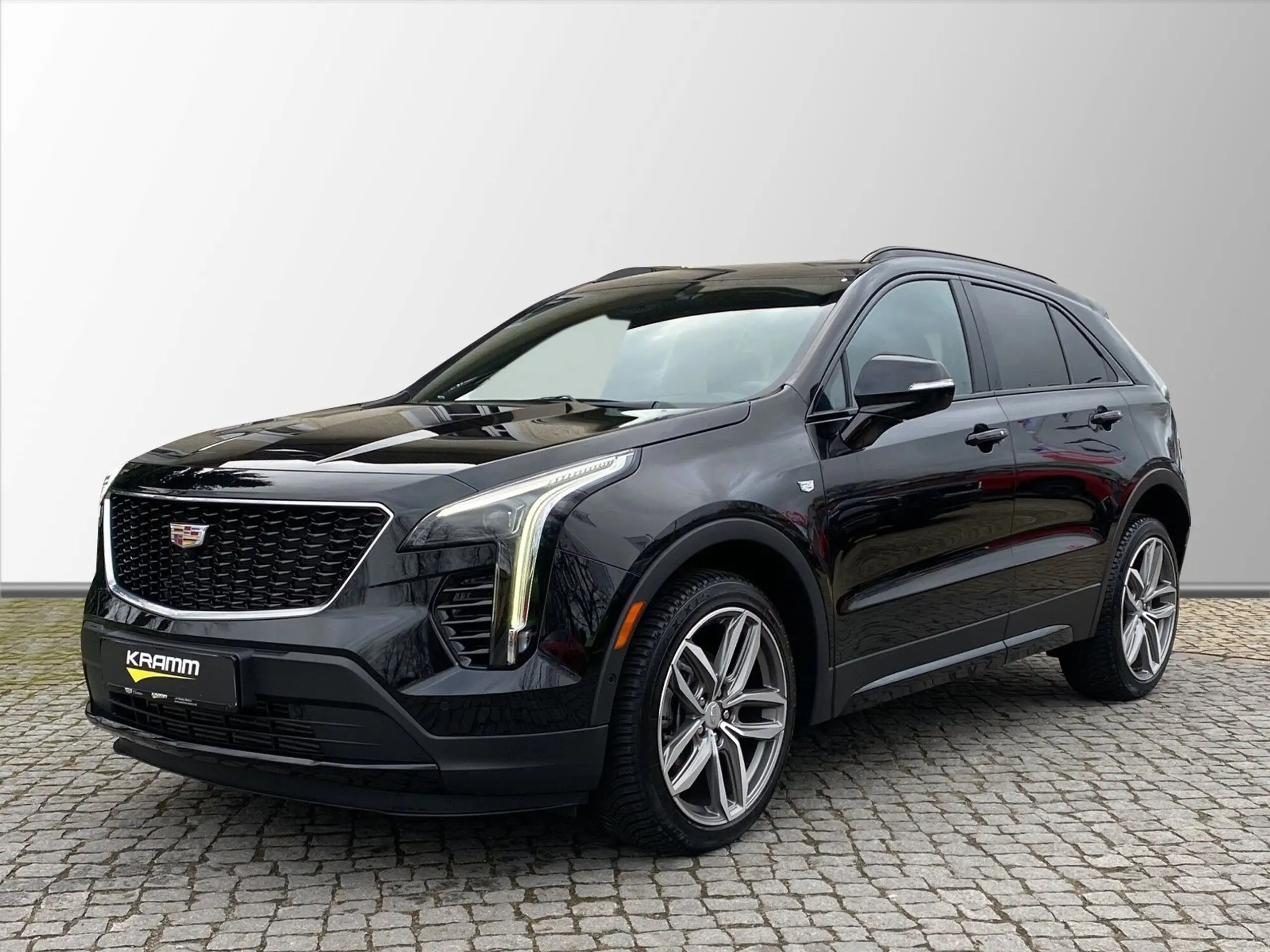 Cadillac - XT4