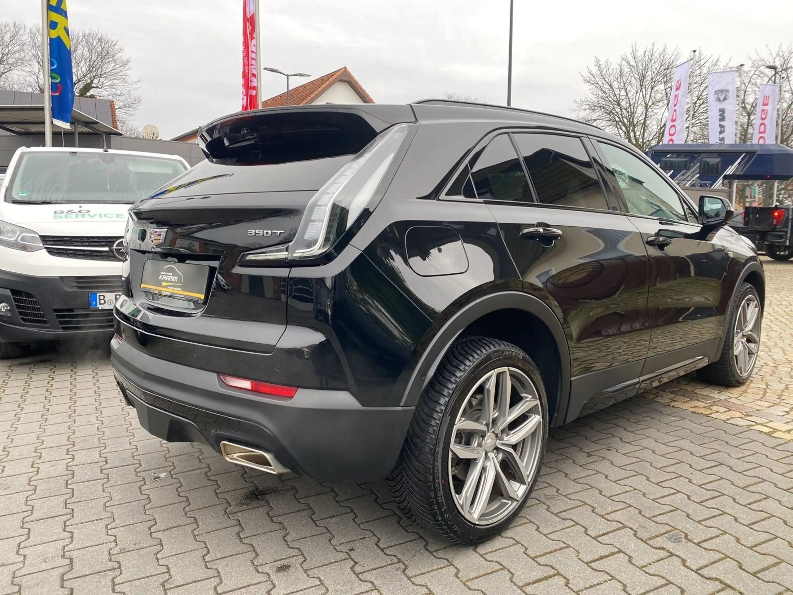 Cadillac - XT4