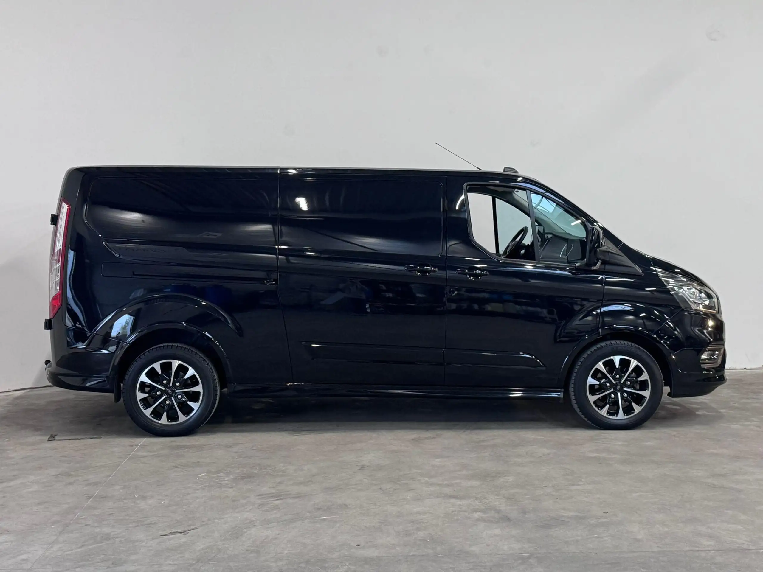 Ford - Transit Custom