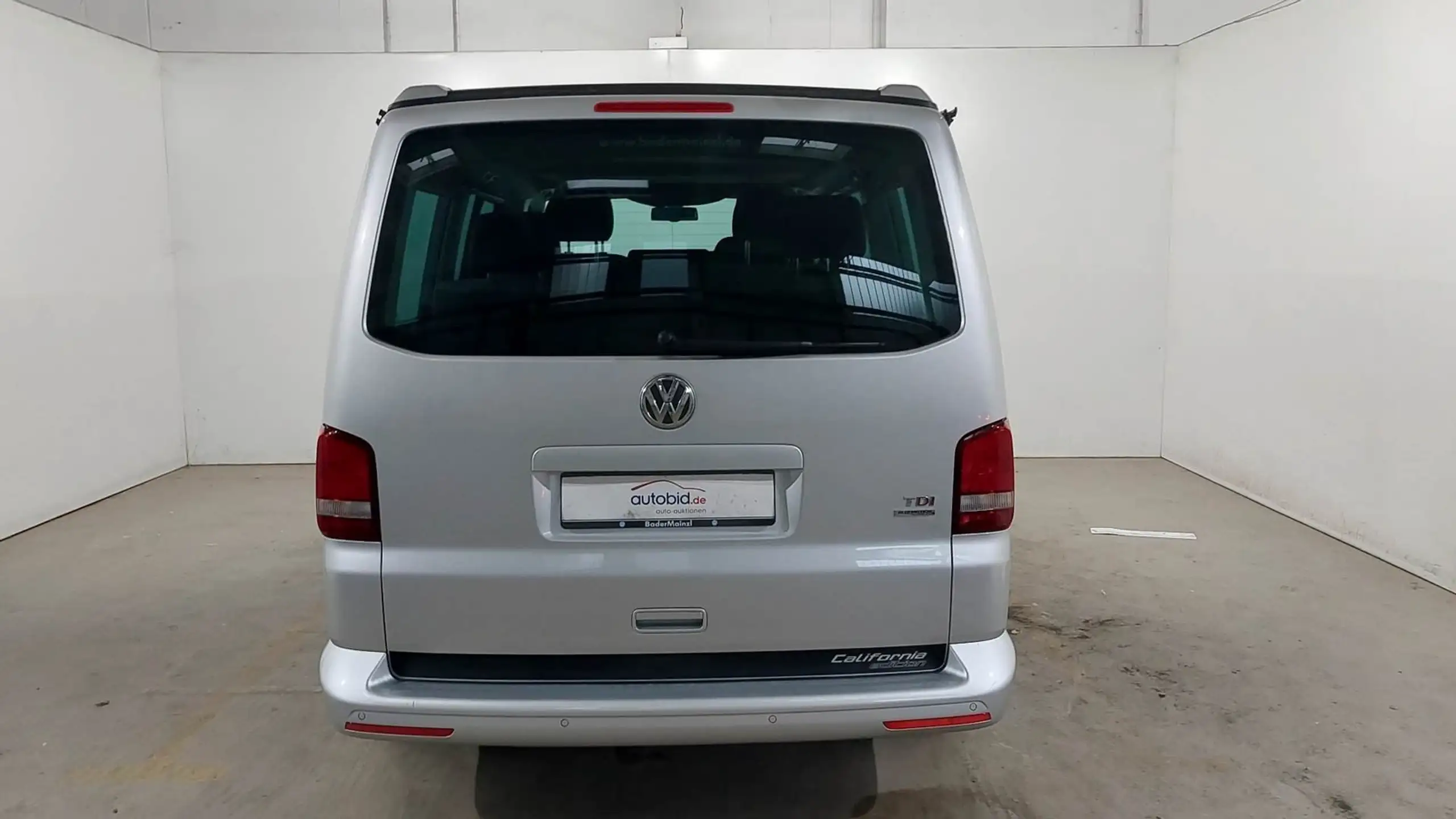 Volkswagen - T5 California