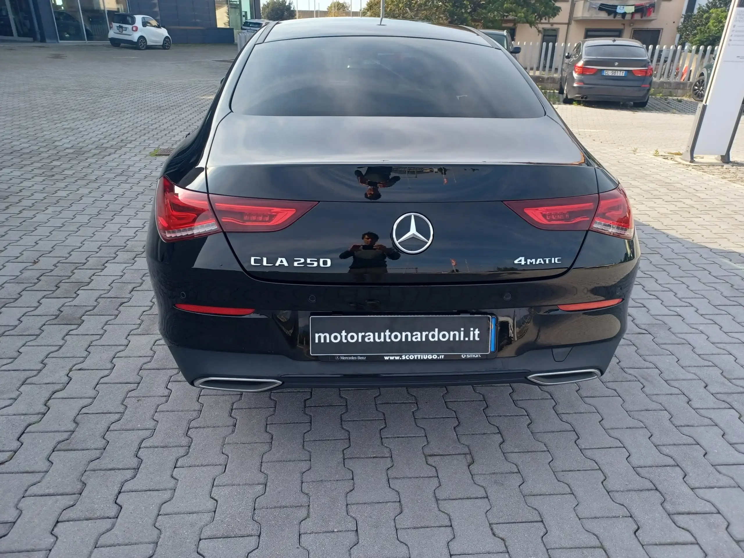 Mercedes-Benz - CLA 250